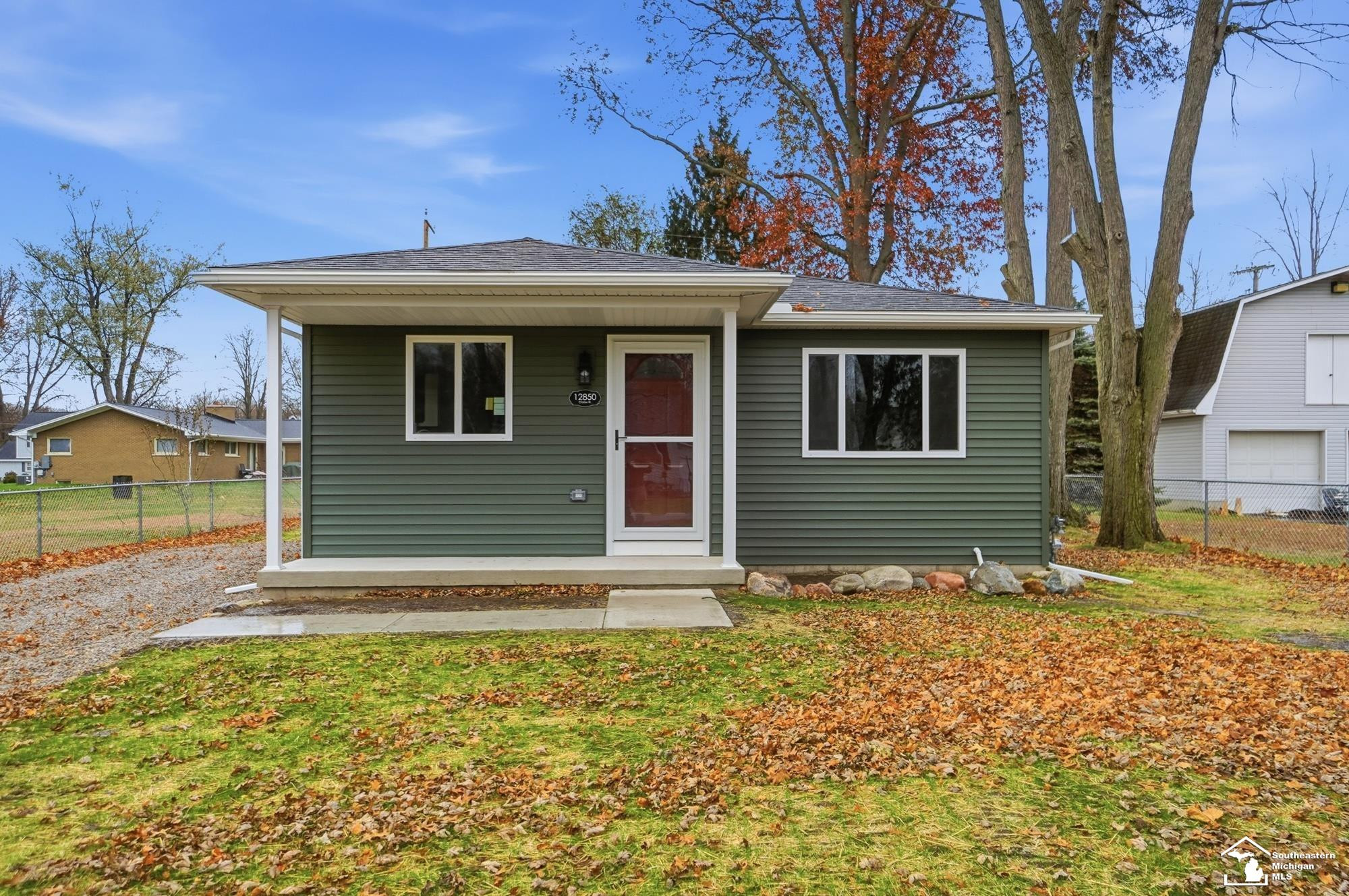 12850 Crane Street, Carleton, MI 48117 — front exterior