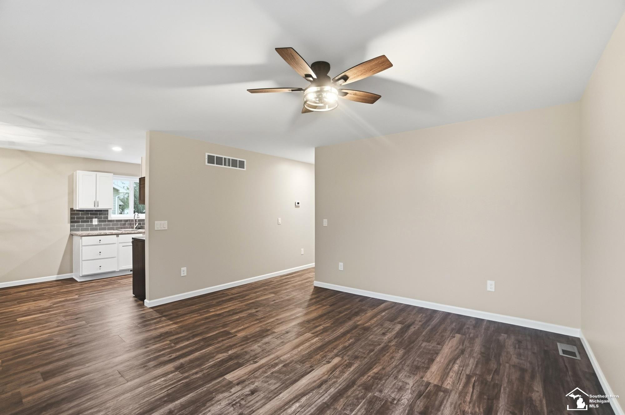 12850 Crane Street, Carleton, MI 48117 — Photo 10