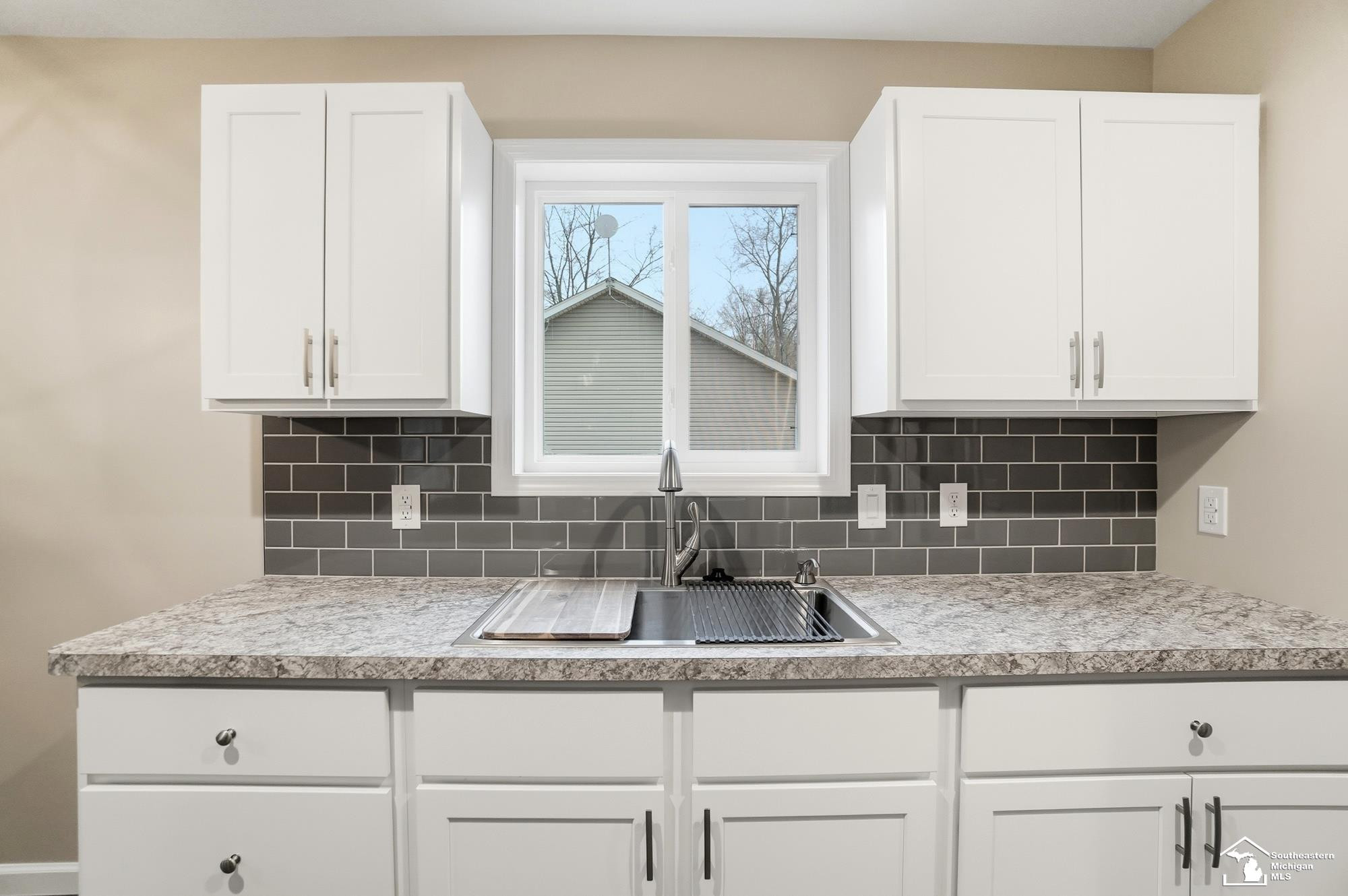 12850 Crane Street, Carleton, MI 48117 — Photo 13