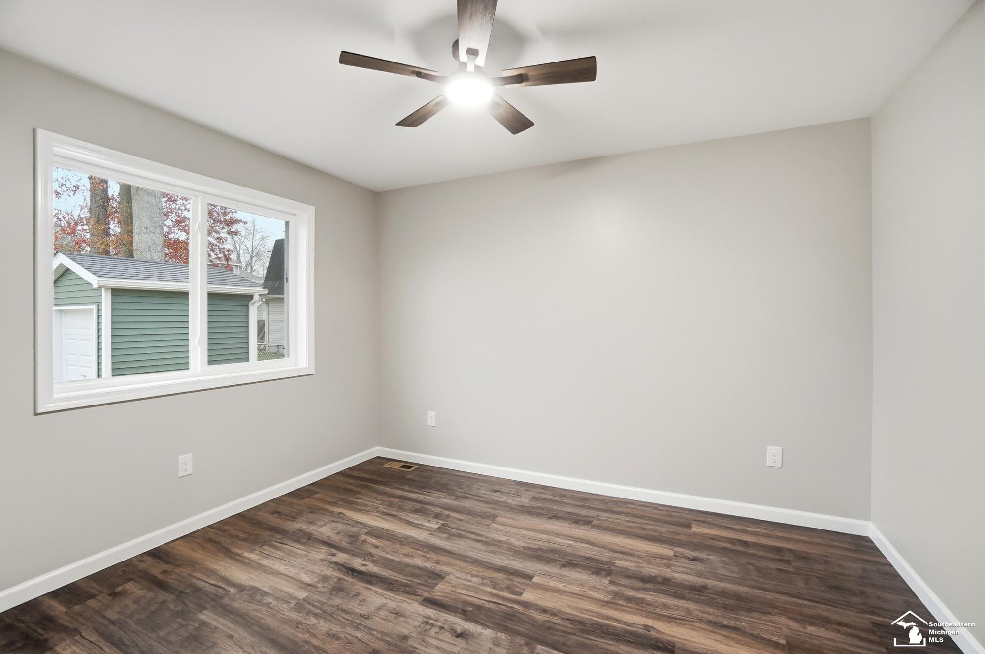 12850 Crane Street, Carleton, MI 48117 — Photo 21
