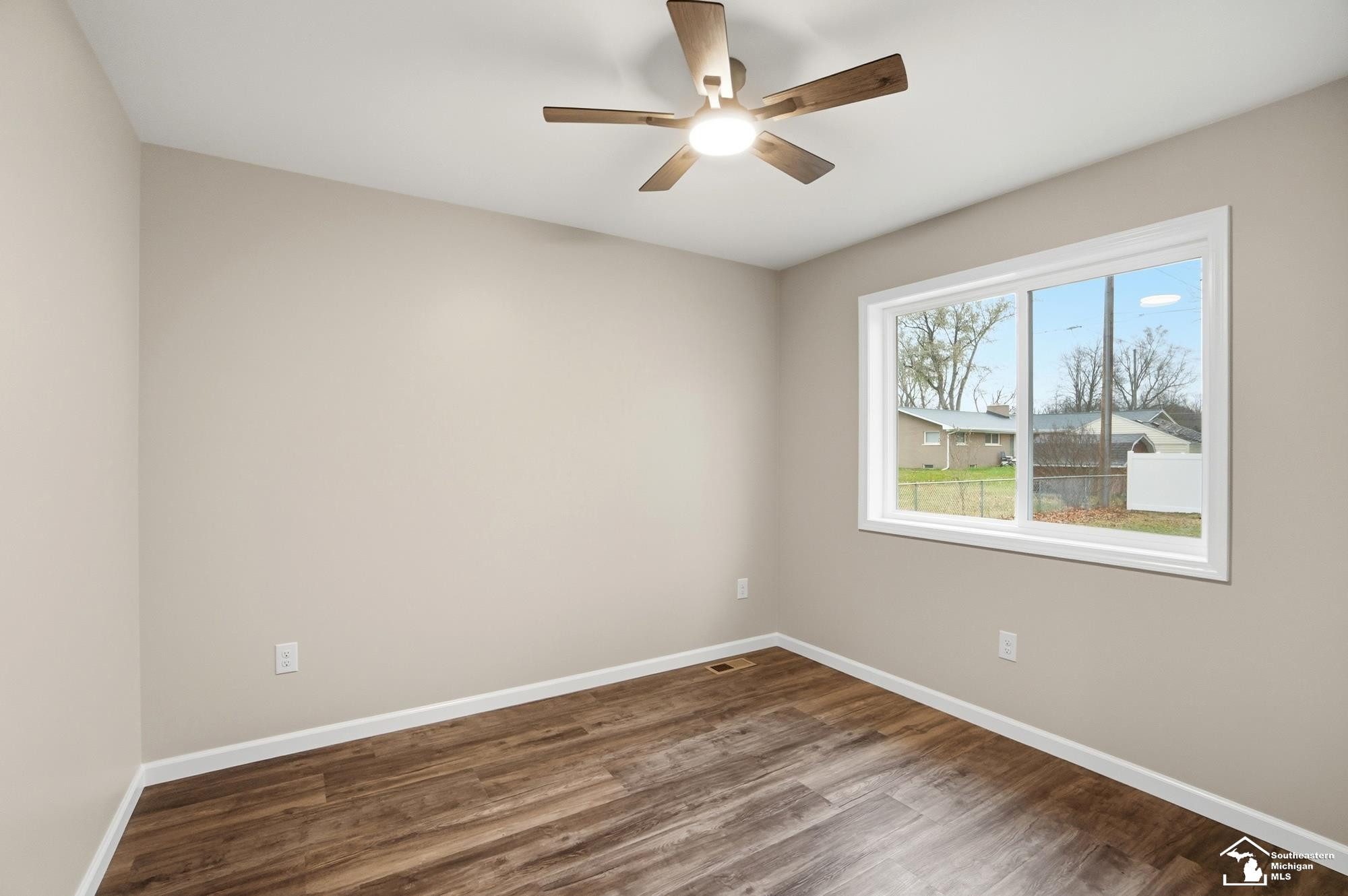 12850 Crane Street, Carleton, MI 48117 — Photo 24