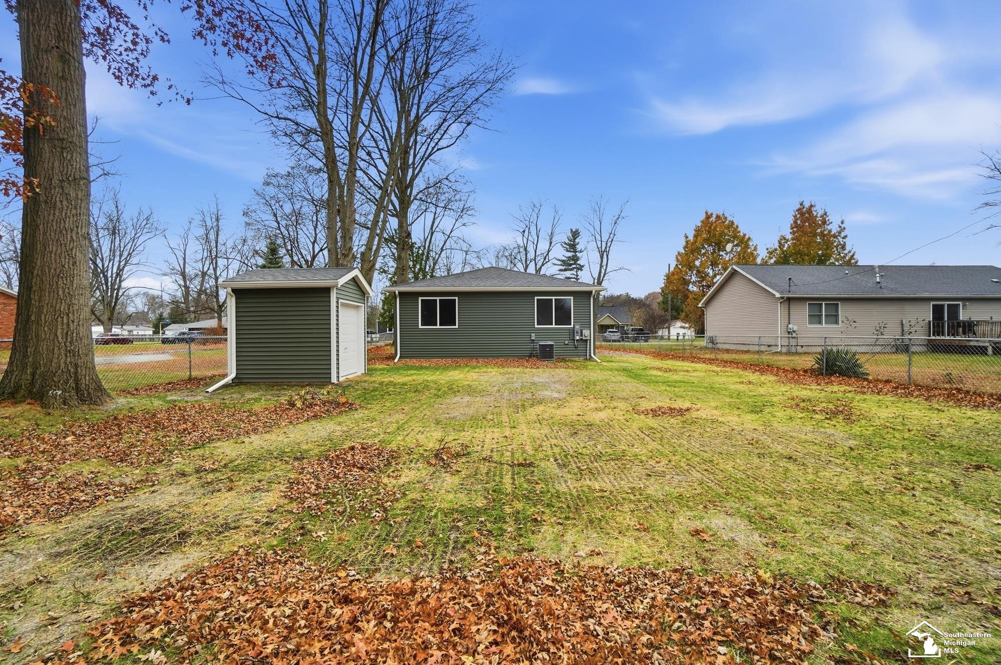 12850 Crane Street, Carleton, MI 48117 — Photo 31