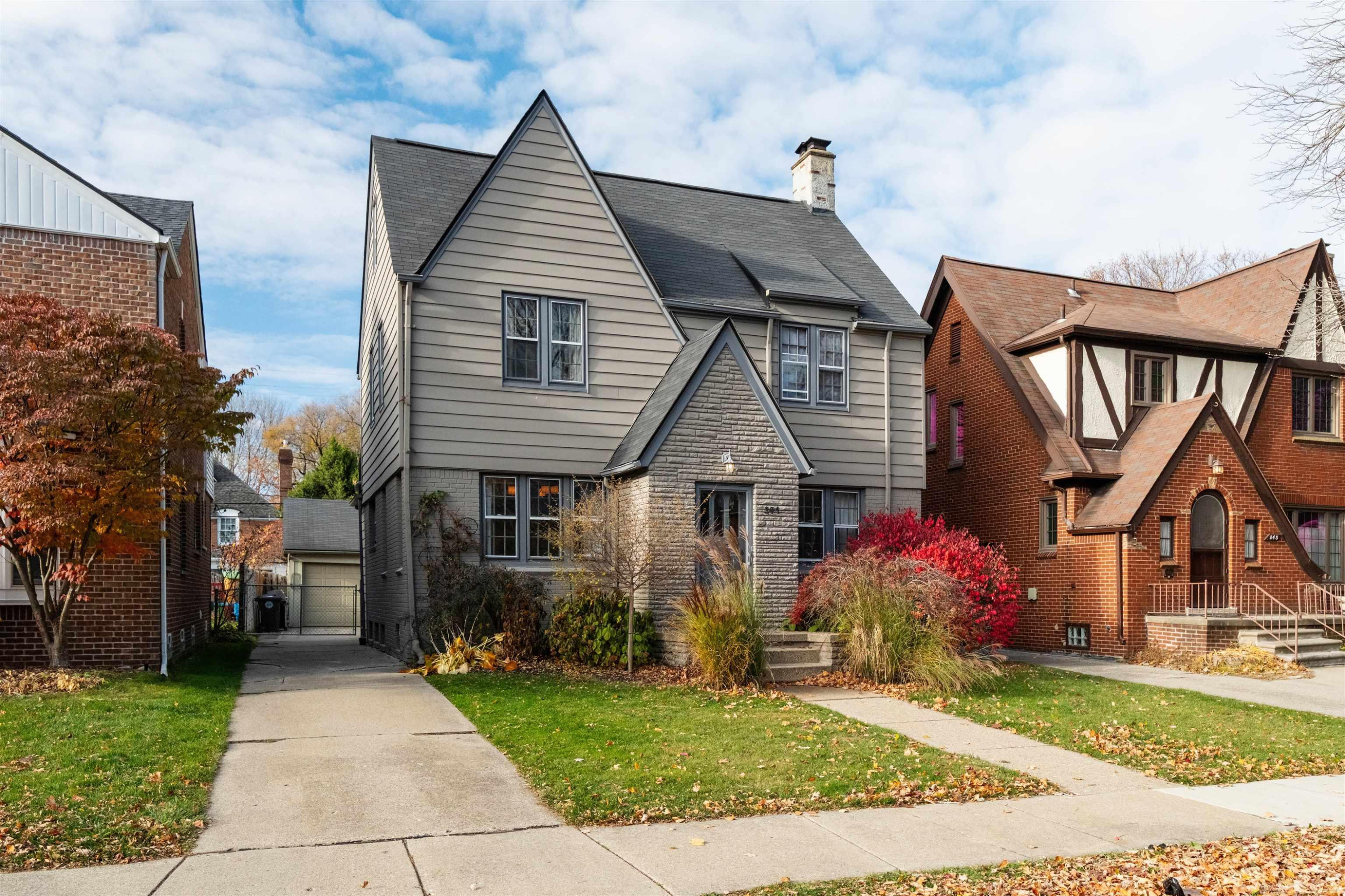 341 Mcmillan Road, Grosse Pointe Farms, MI 48236 — Photo 2