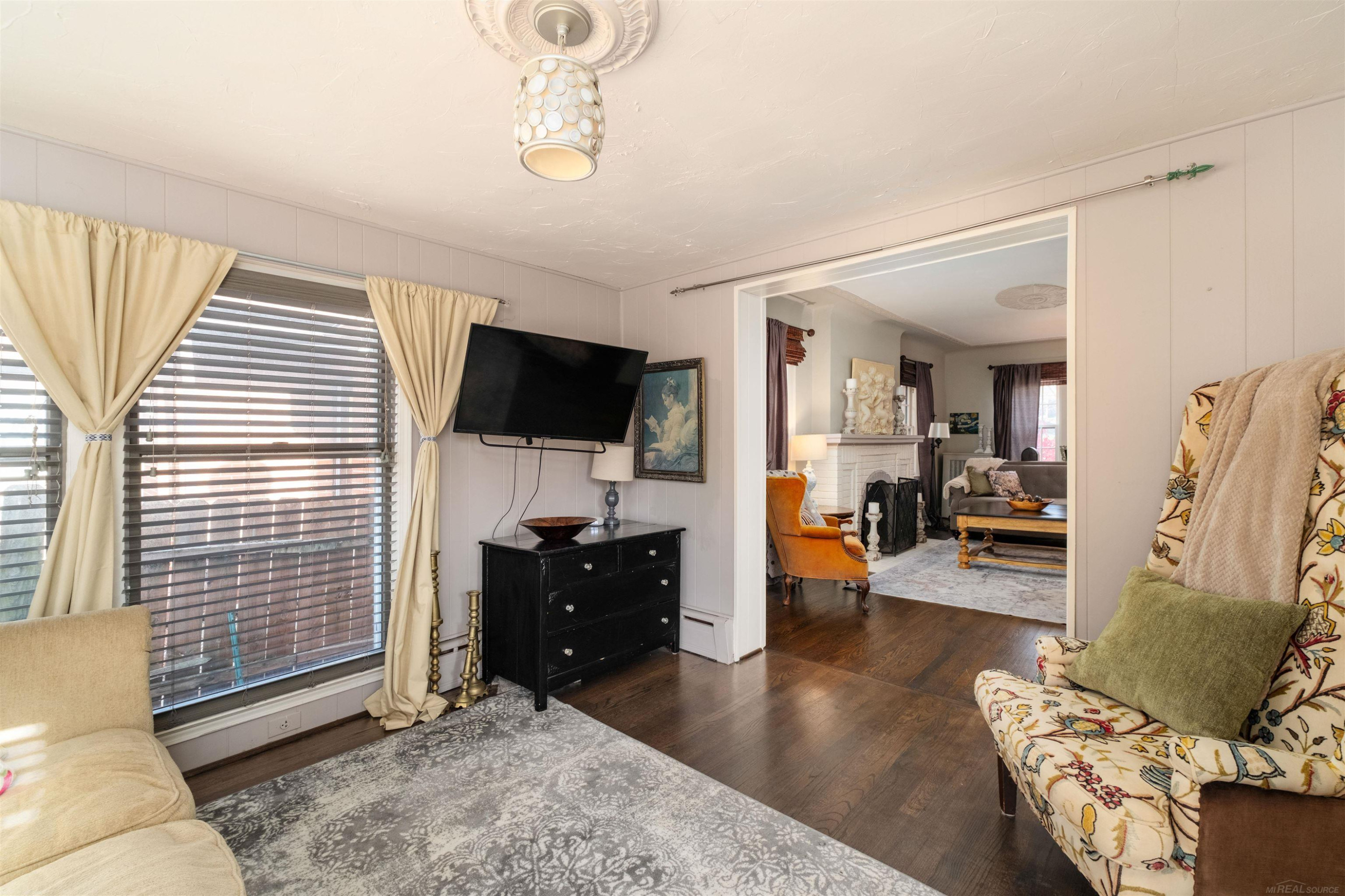341 Mcmillan Road, Grosse Pointe Farms, MI 48236 — Photo 16
