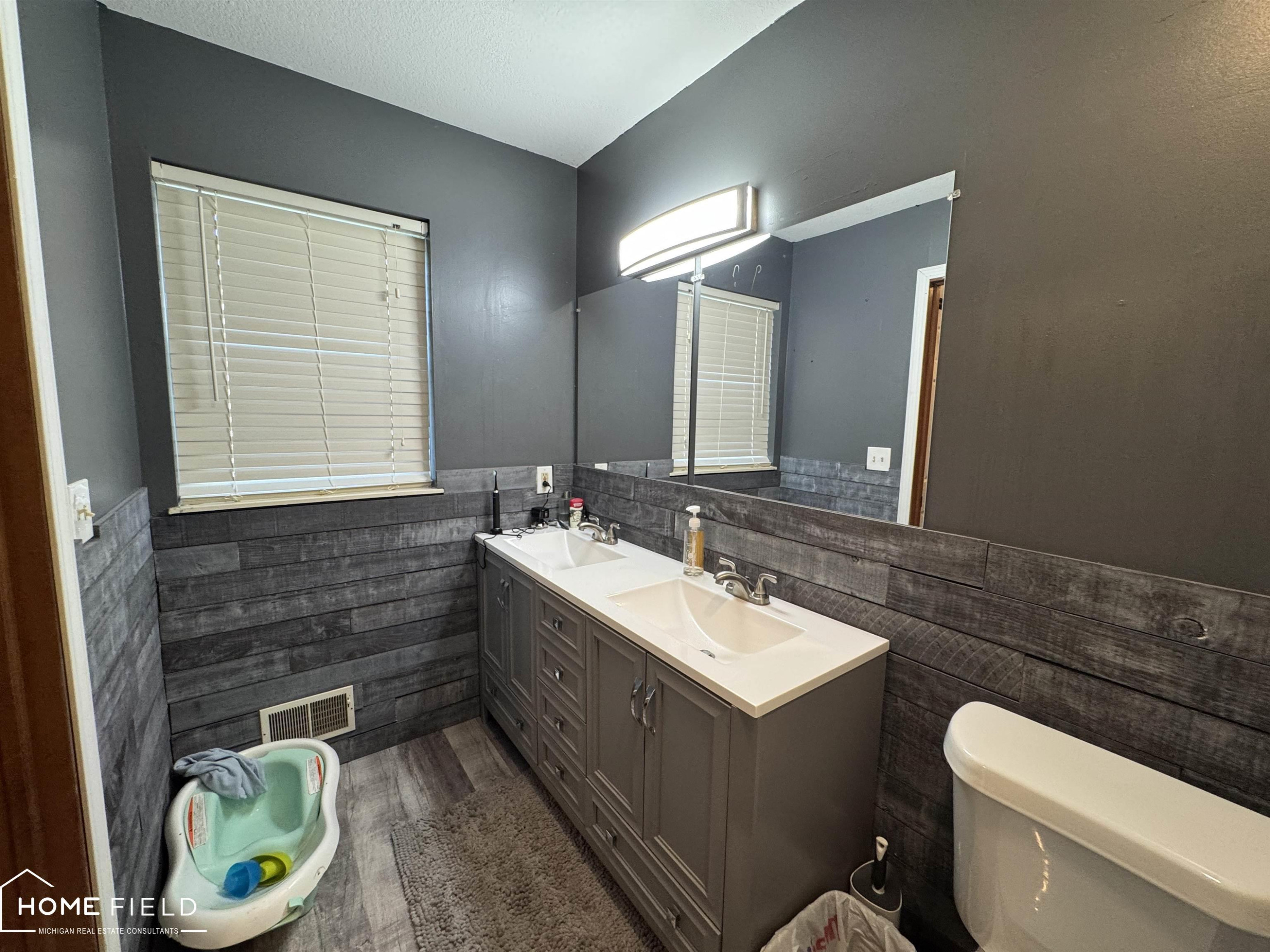 3086 Seymour Road, Swartz Creek, MI 48473 — Photo 14