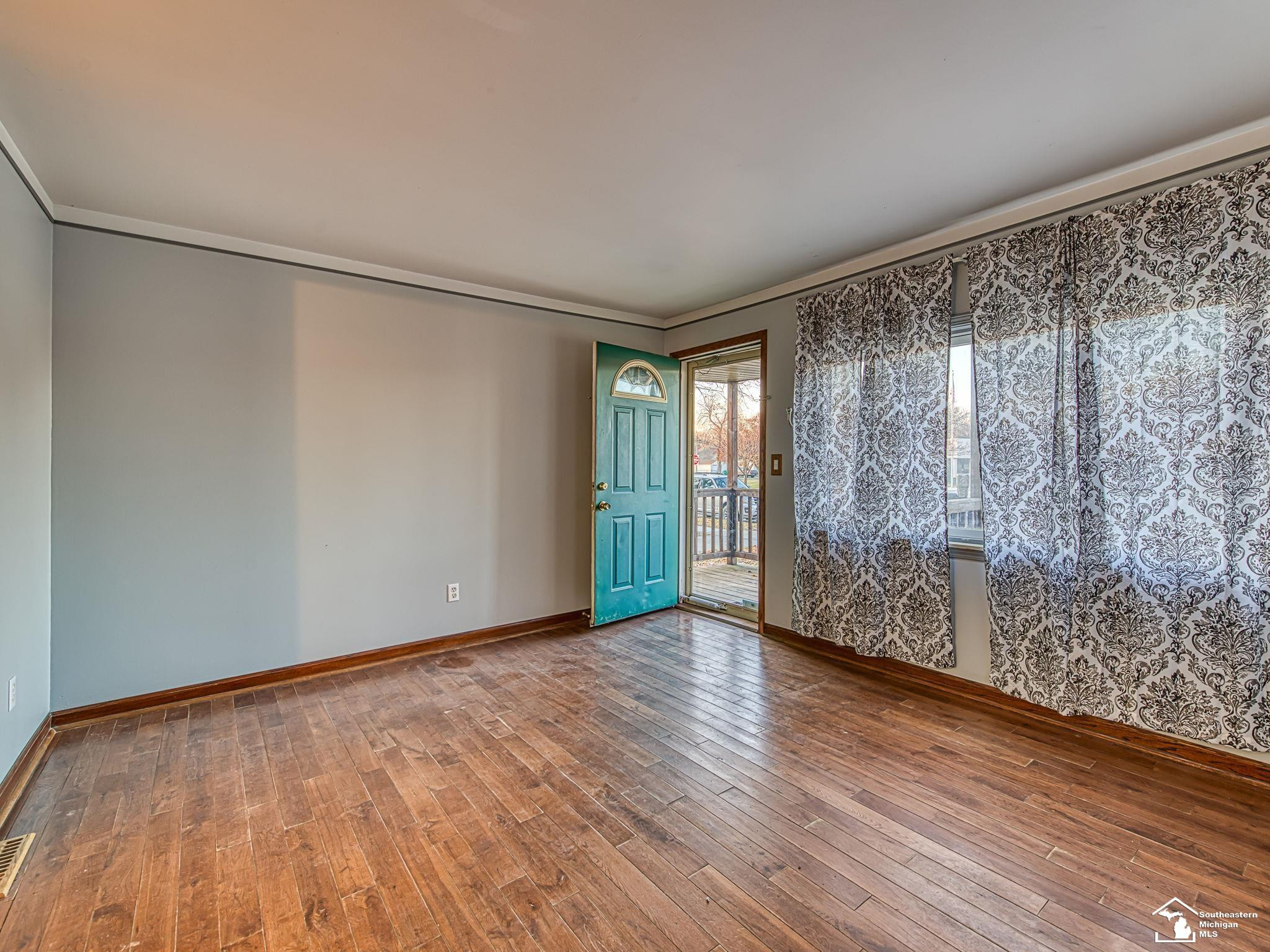 28339 Sheridan Street, Garden City, MI — Photo 22