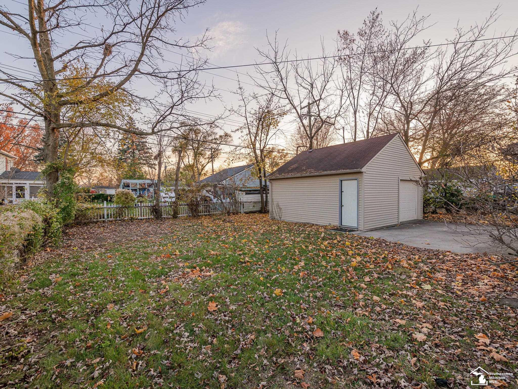 28339 Sheridan Street, Garden City, MI — Photo 33