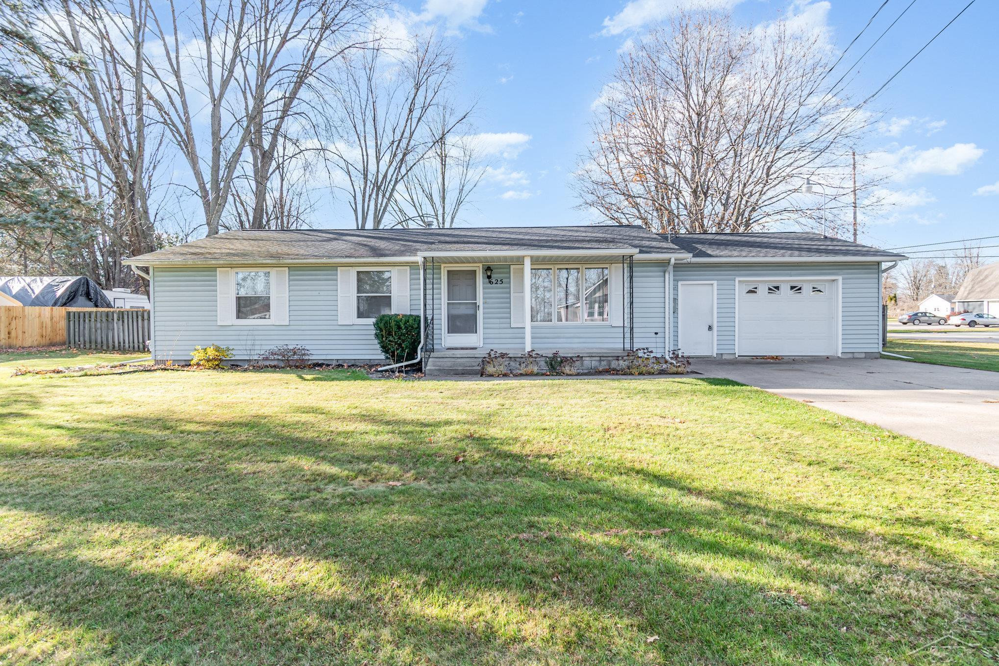 625 N 5th Street, Coleman, MI 48618 — Photo 2