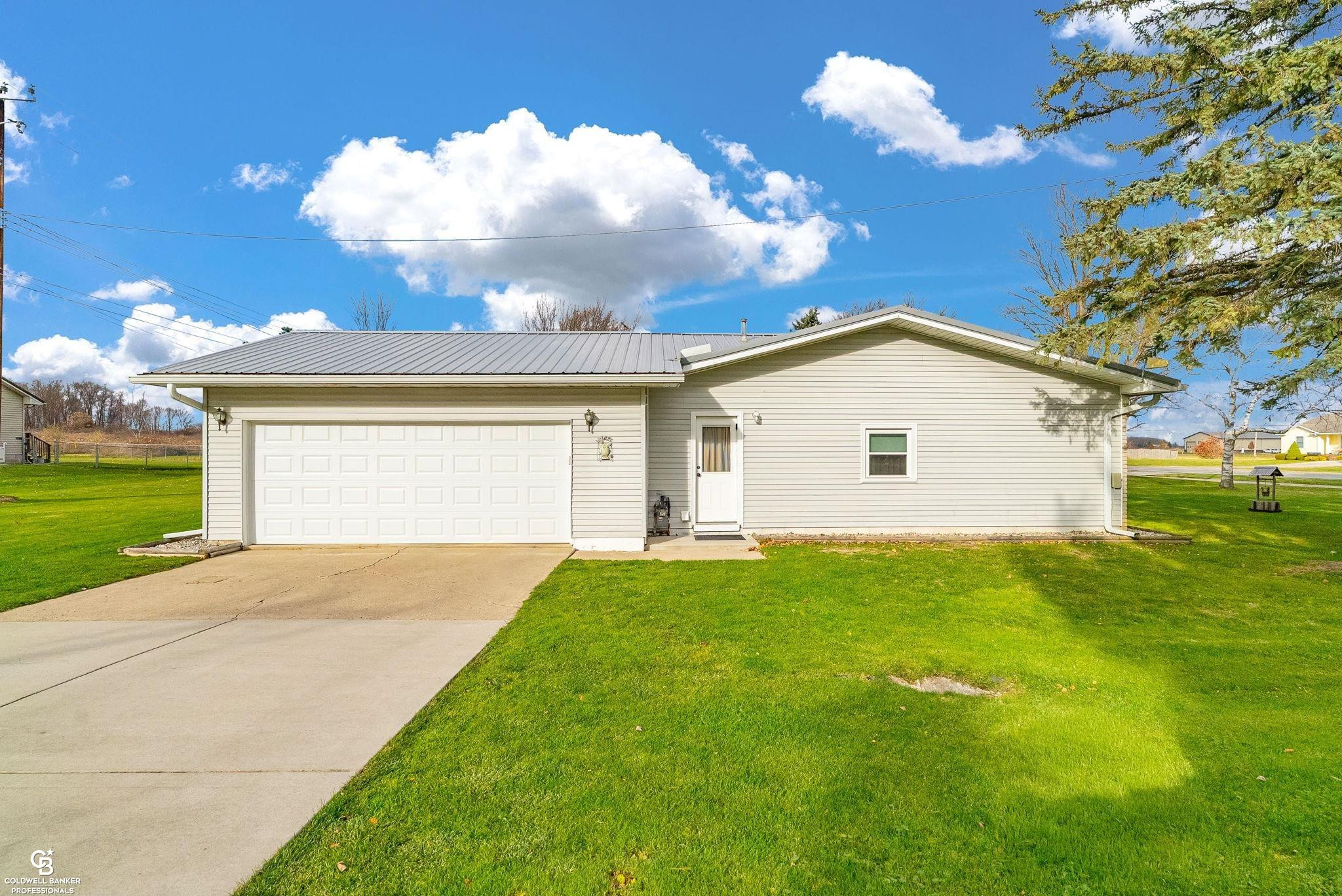 5294 Sandusky Road, Peck, MI 48466 — Photo 5