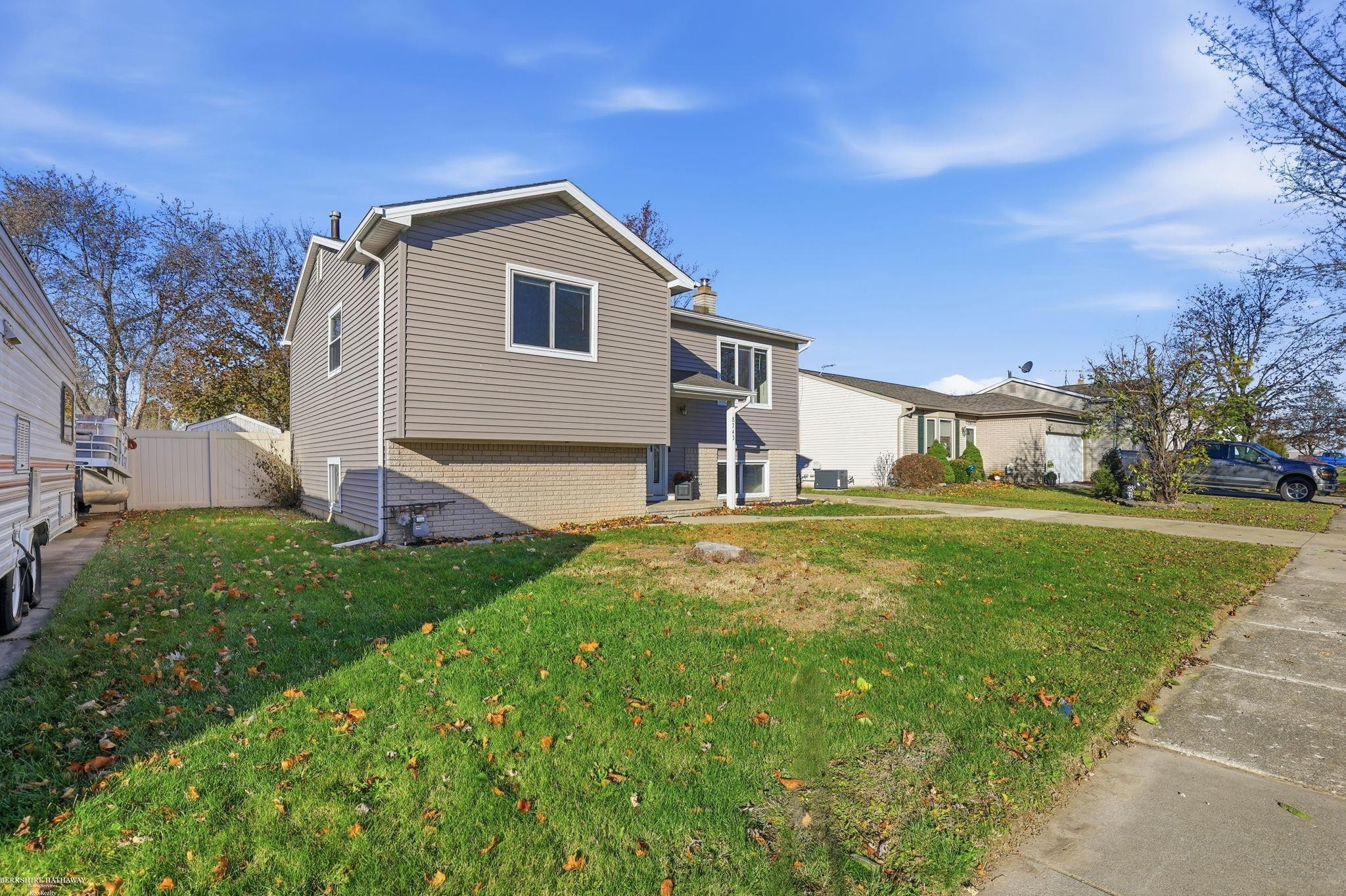 8743 Lillian Drive, Newport, MI 48166 — Photo 2