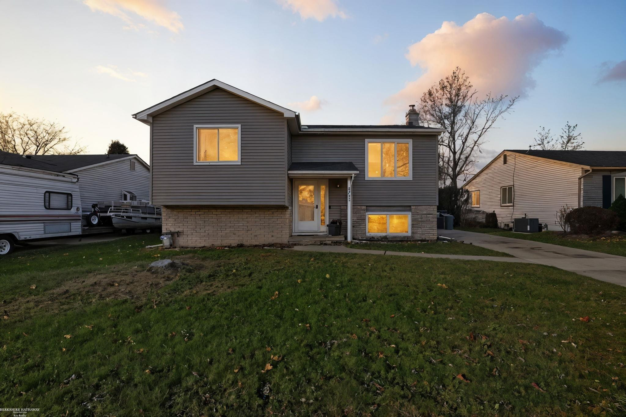 8743 Lillian Drive, Newport, MI 48166 — Photo 5