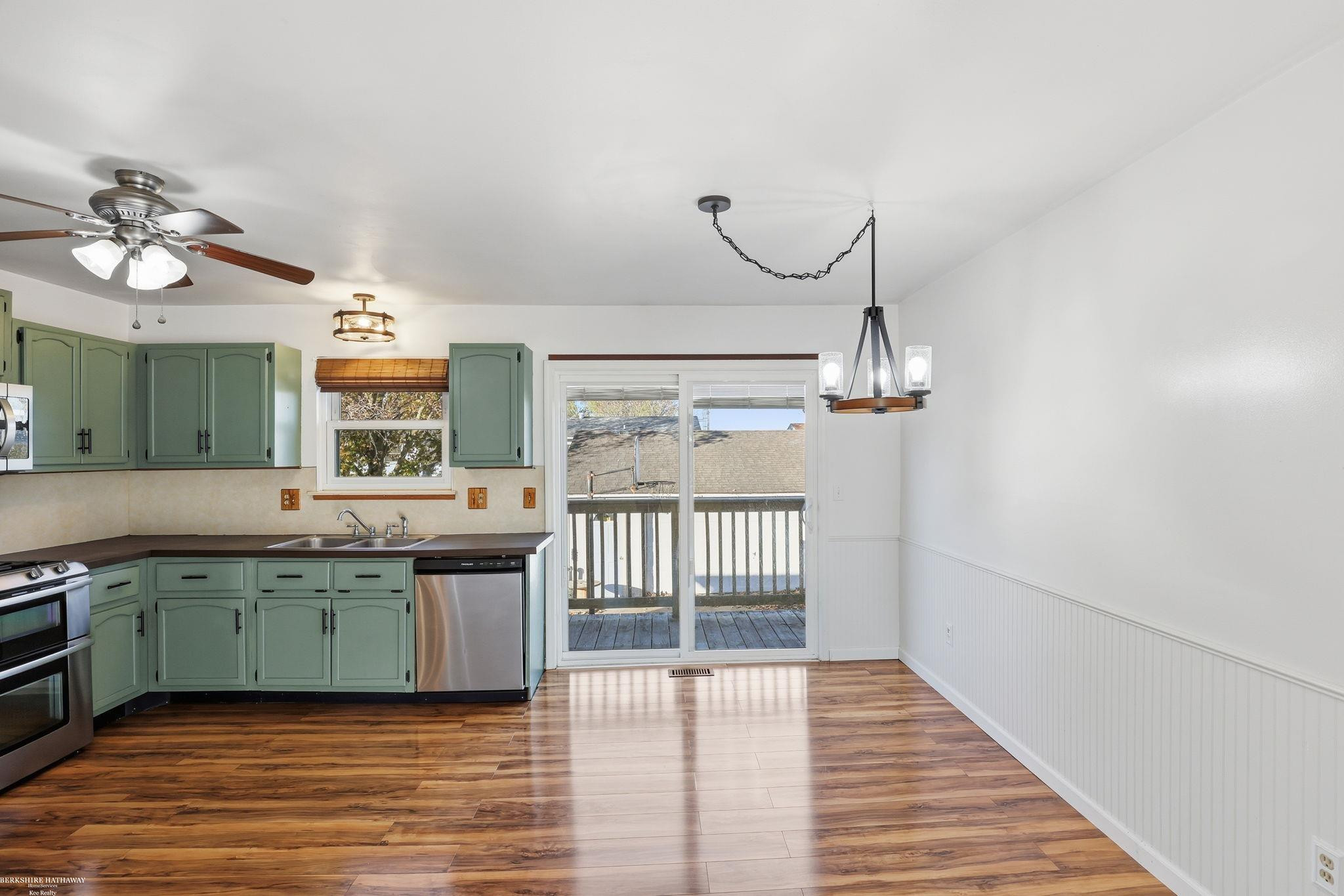 8743 Lillian Drive, Newport, MI 48166 — Photo 8