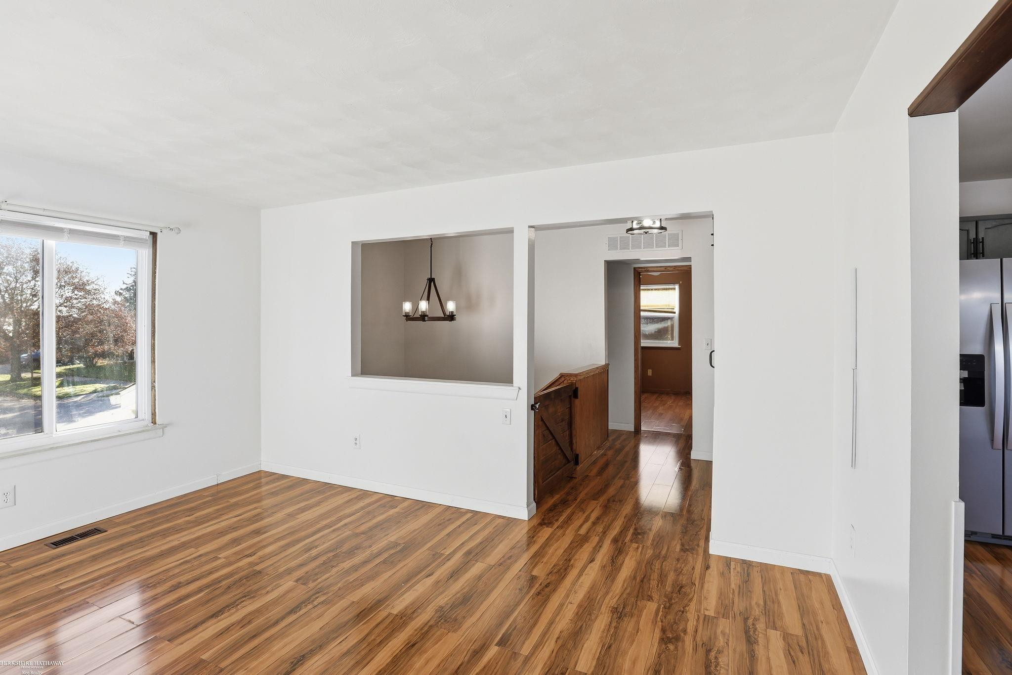 8743 Lillian Drive, Newport, MI 48166 — Photo 9