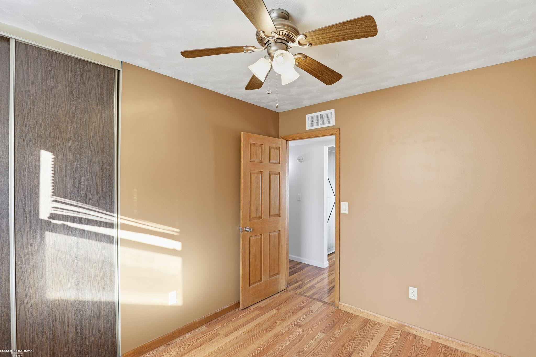 8743 Lillian Drive, Newport, MI 48166 — Photo 14