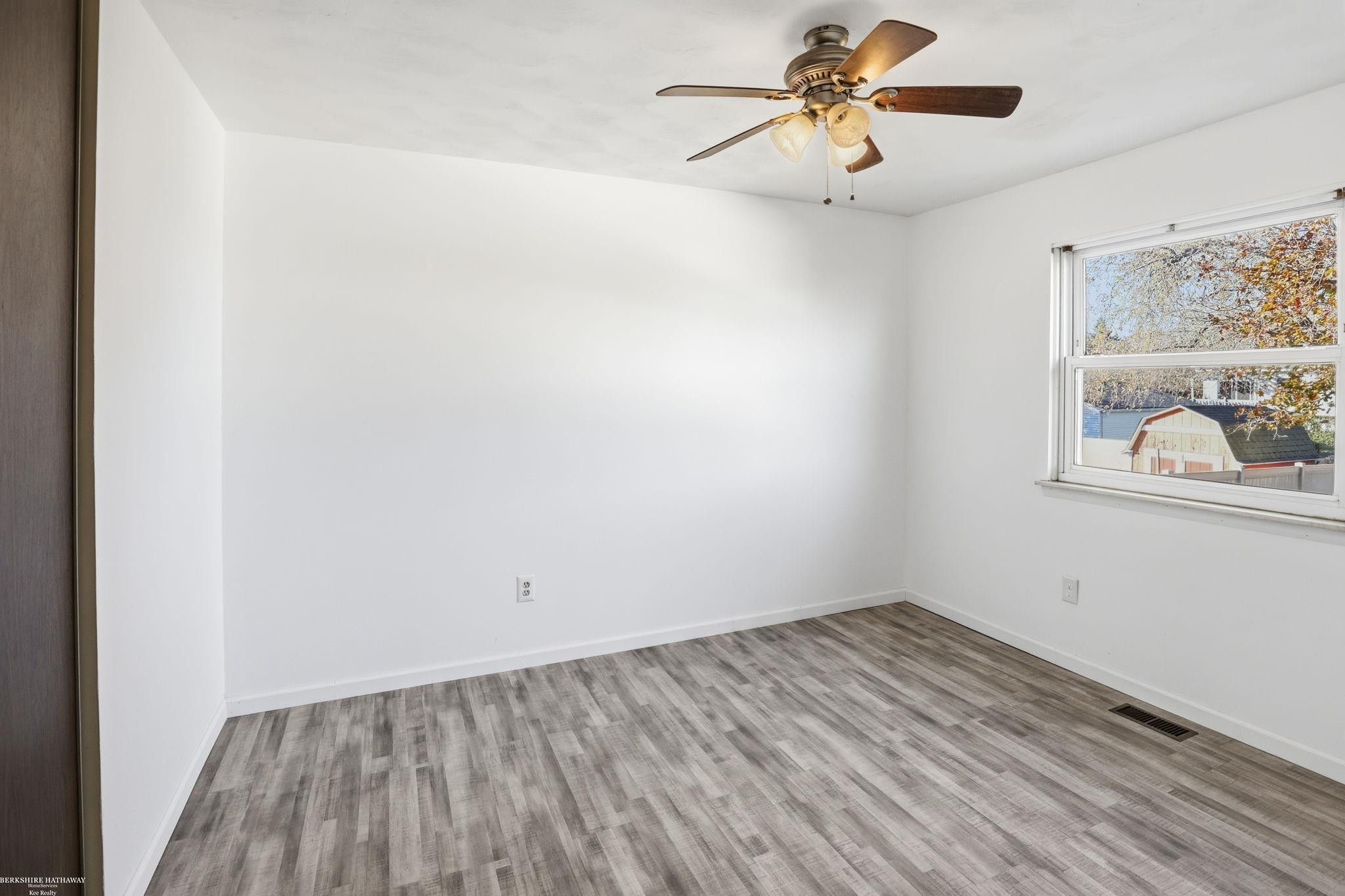 8743 Lillian Drive, Newport, MI 48166 — Photo 17
