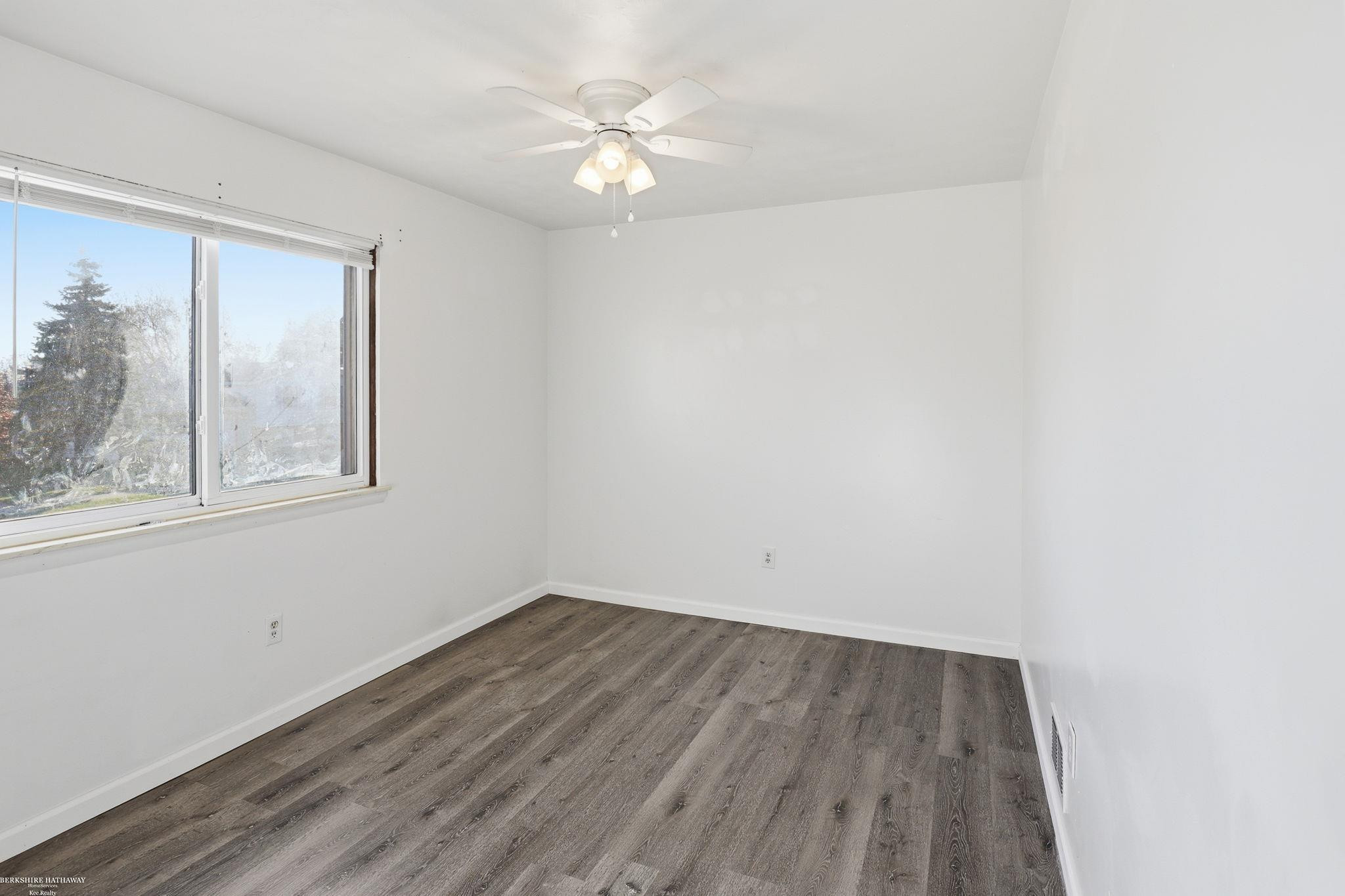 8743 Lillian Drive, Newport, MI 48166 — Photo 18