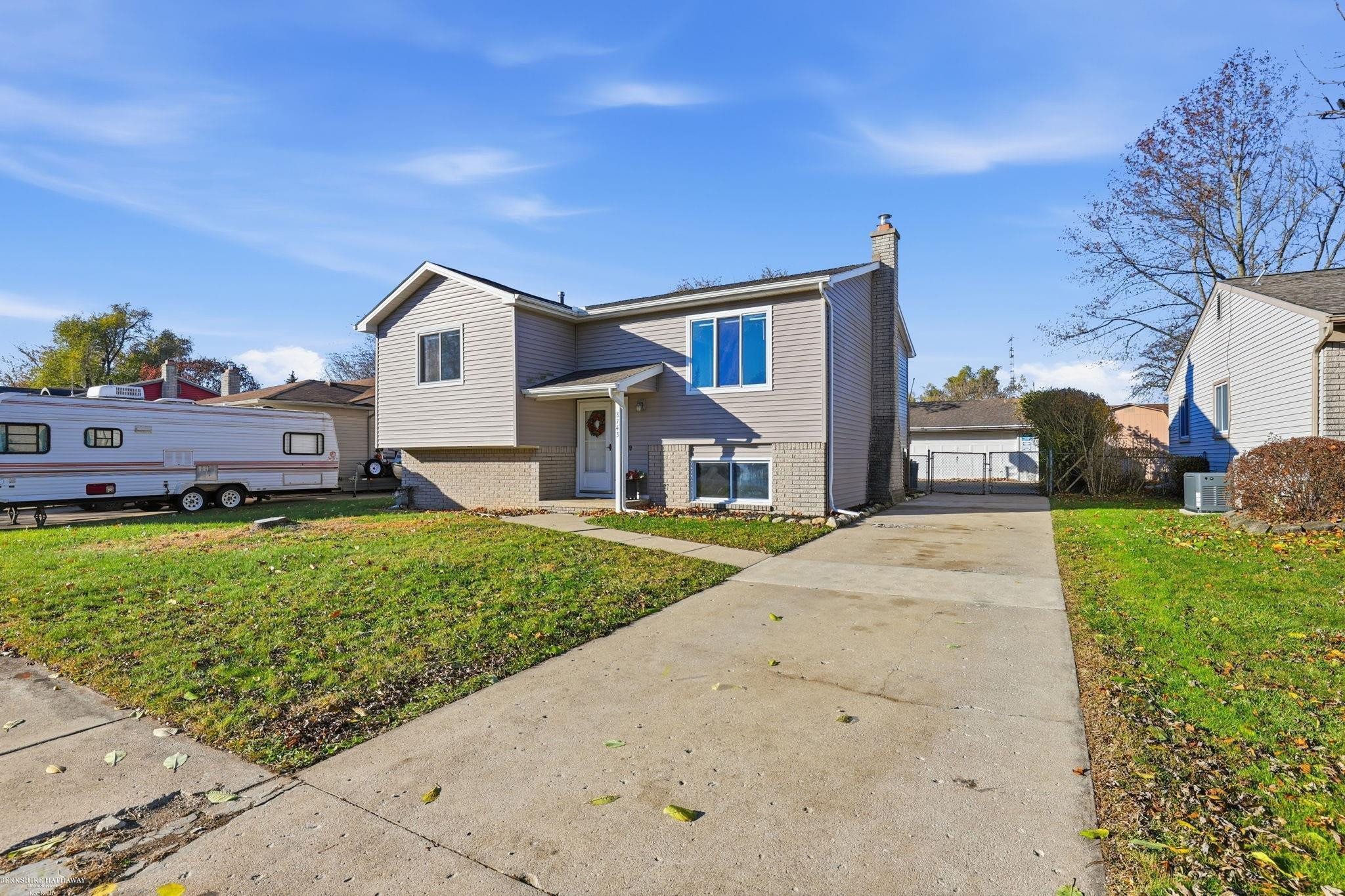 8743 Lillian Drive, Newport, MI 48166 — Photo 31