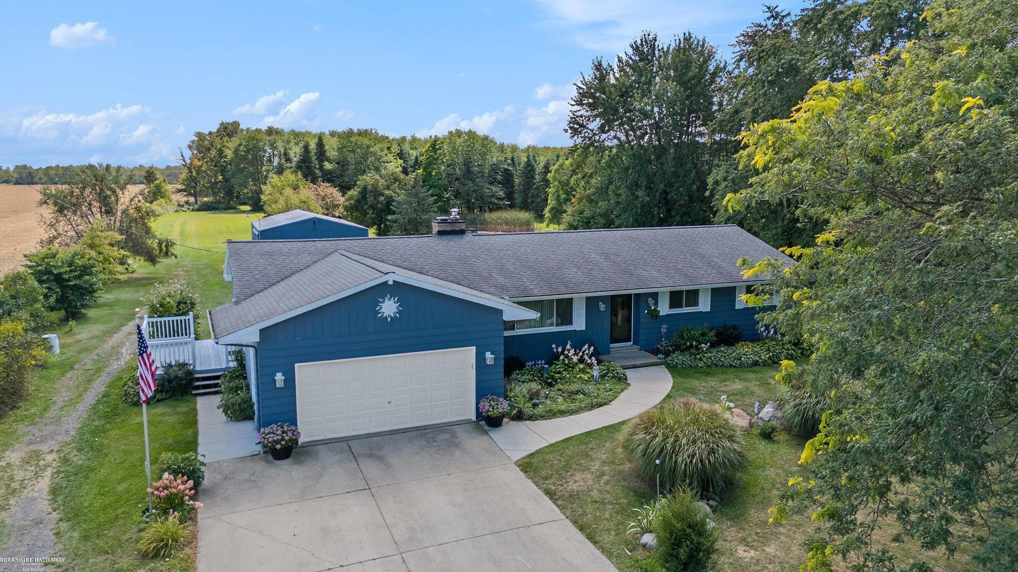 21550 Irwin Road, MI — Photo 2