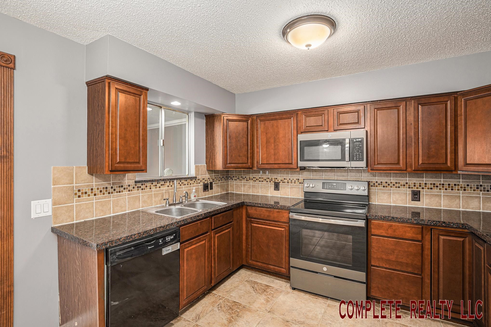 3485 N Vassar Road, Flint, MI 48506 — Photo 14