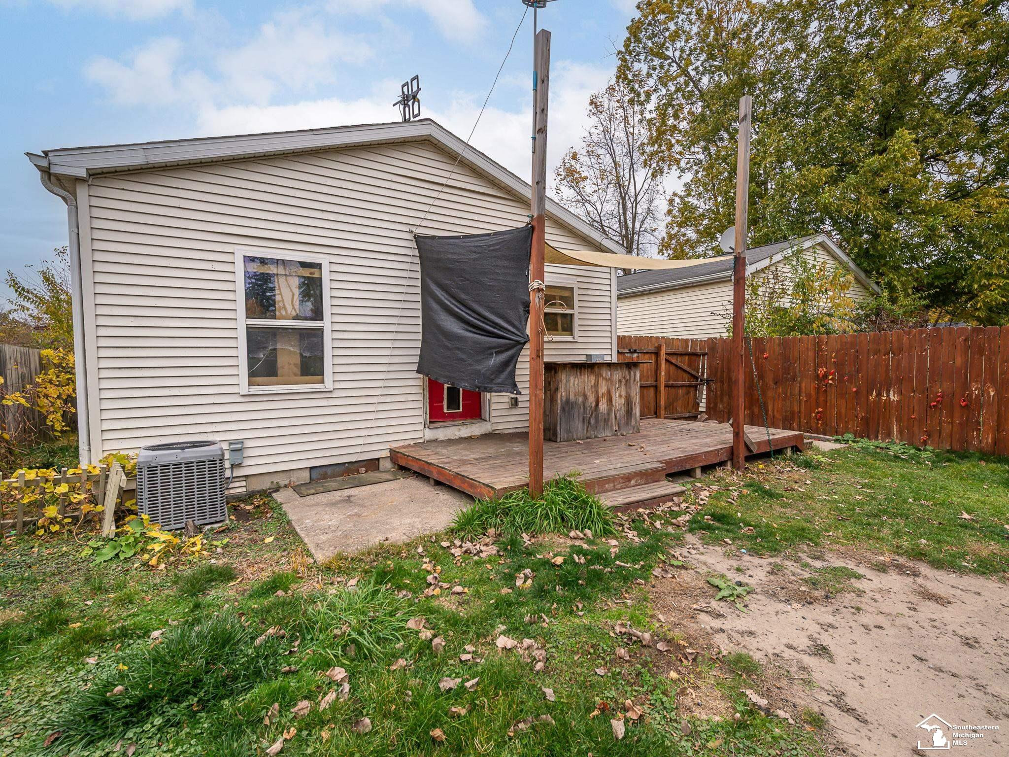 527 Railroad Street, Monroe, MI 48161 — Photo 21