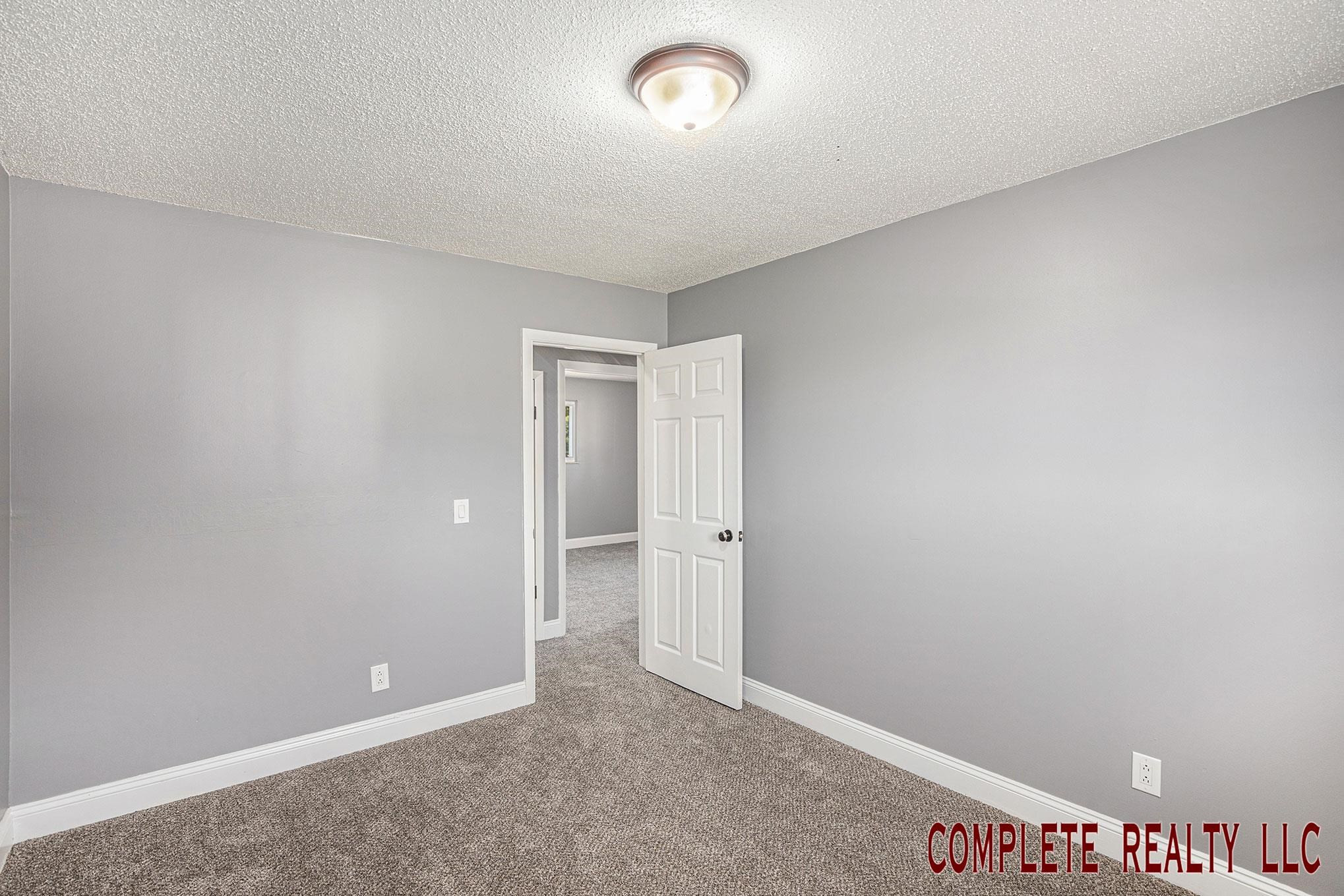 3485 N Vassar Road, Flint, MI 48506 — Photo 33