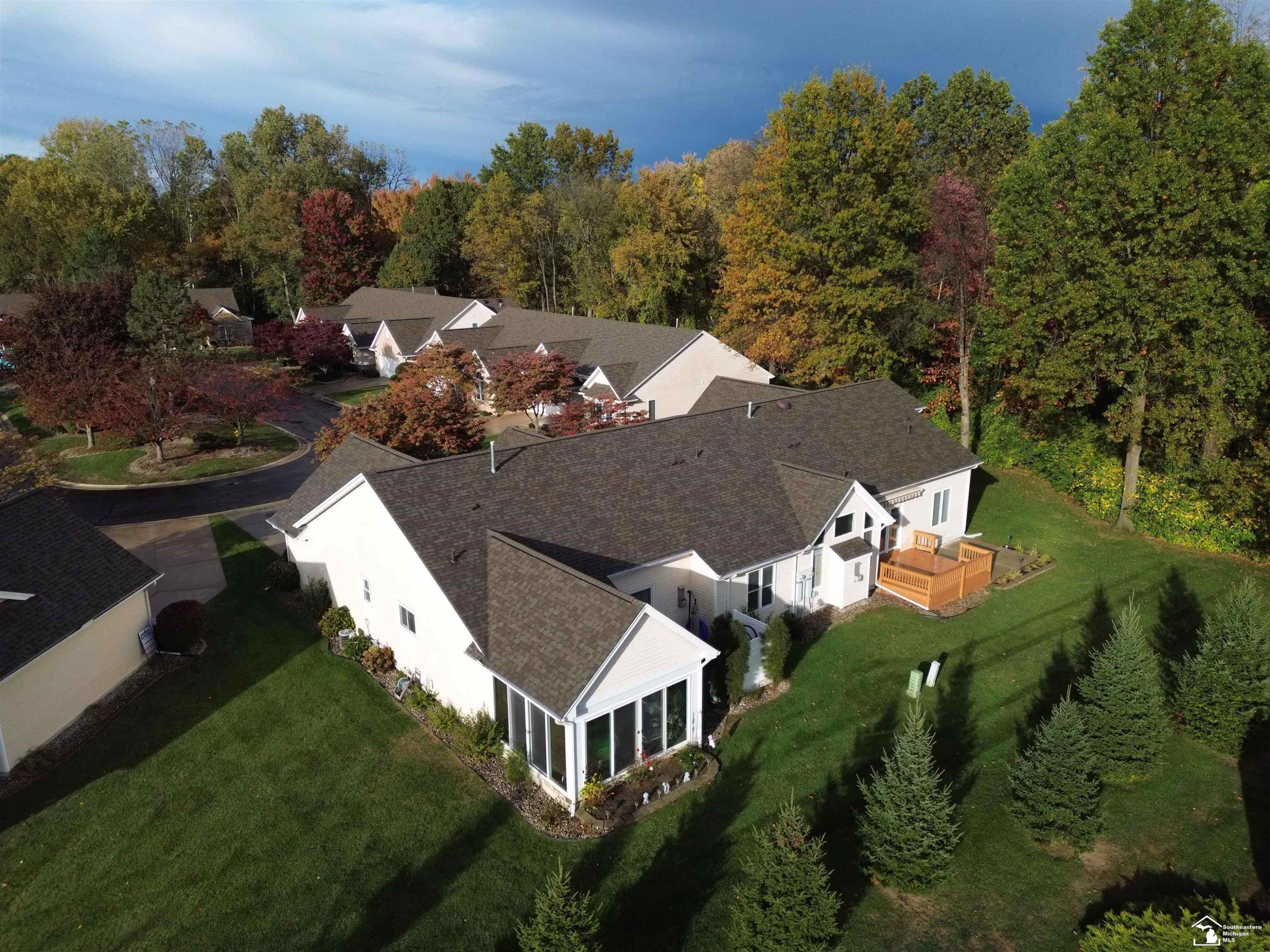 3168 Crystal Court, Lambertville, MI 48144 — Photo 4