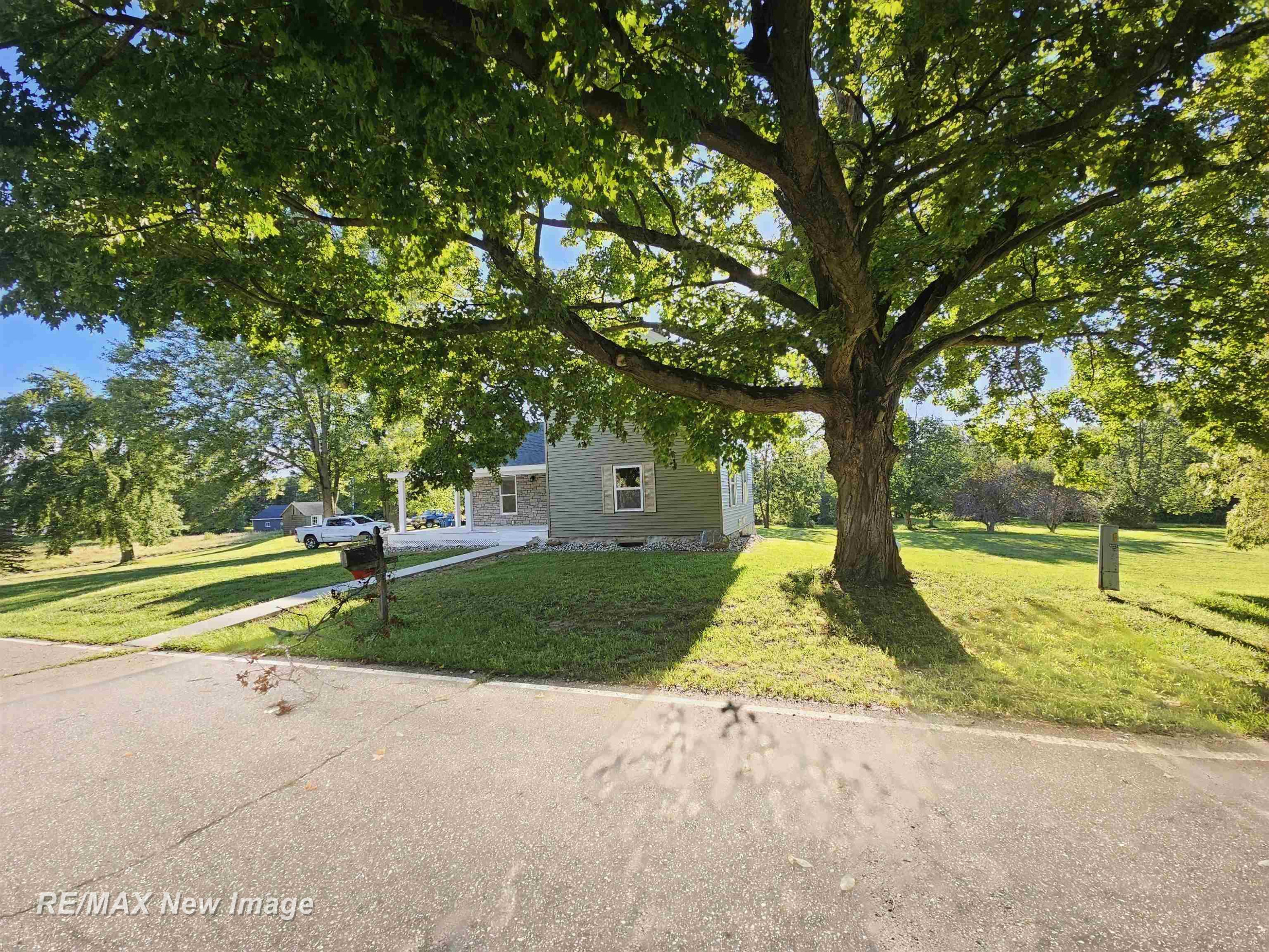 10276 Sheridan Court, Millington, MI 48746 — Photo 24
