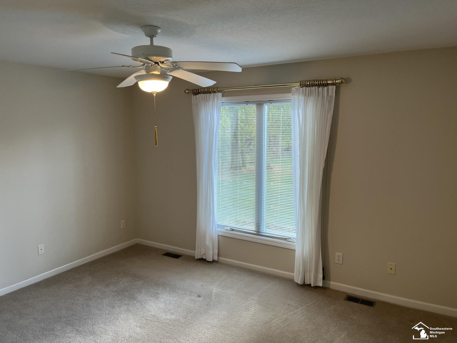 3168 Crystal Court, Lambertville, MI 48144 — Photo 16