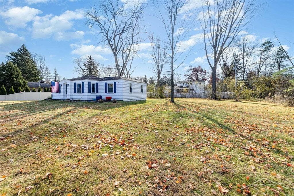 1100 E Wheeler Street, Midland, MI 48642 — Photo 3