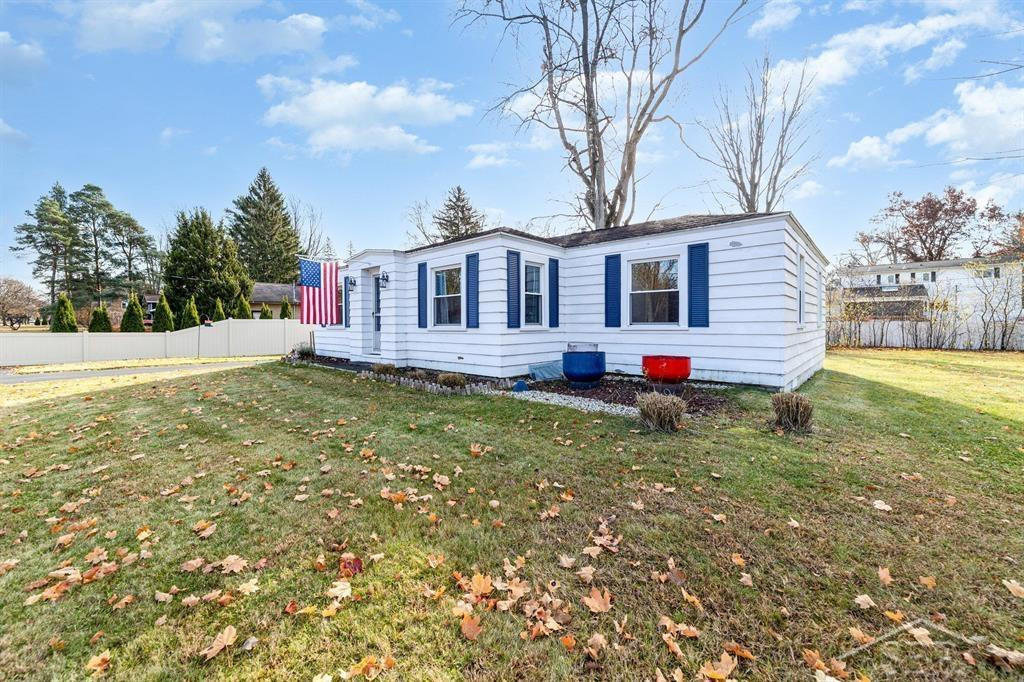 1100 E Wheeler Street, Midland, MI 48642 — Photo 4