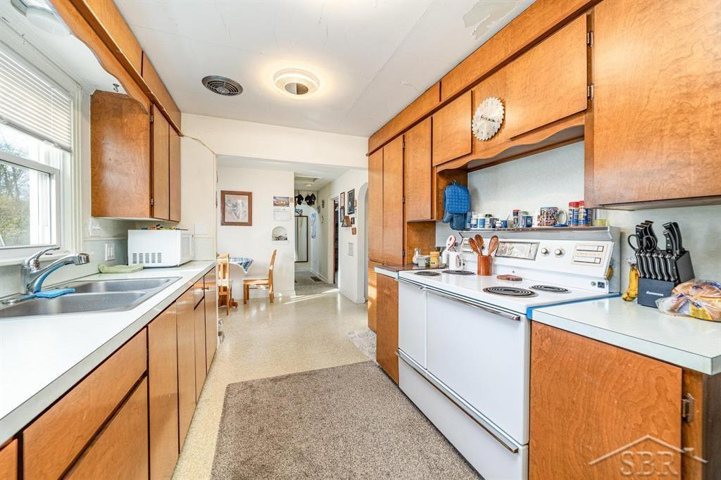 1100 E Wheeler Street, Midland, MI 48642 — Photo 8