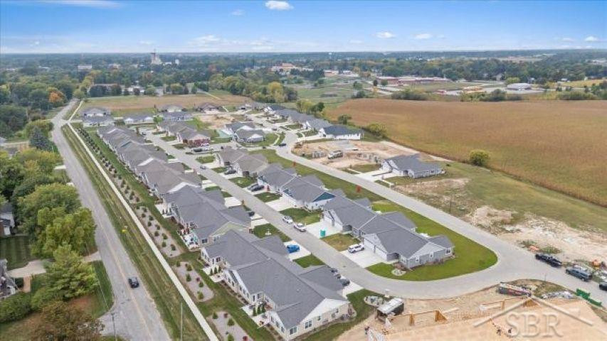 936 Flora Lane, Frankenmuth, MI 48734 — Photo 3