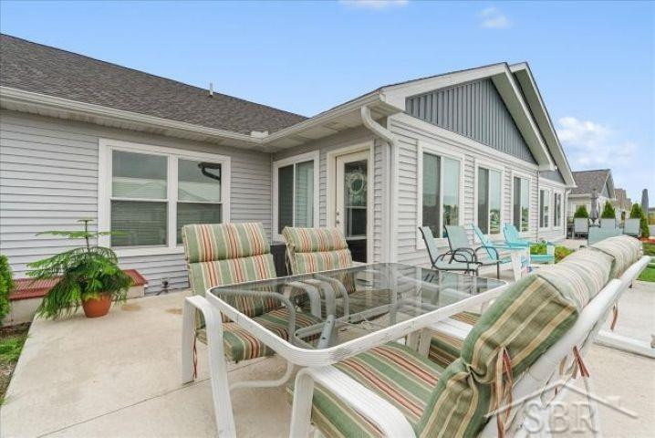 936 Flora Lane, Frankenmuth, MI 48734 — Photo 9
