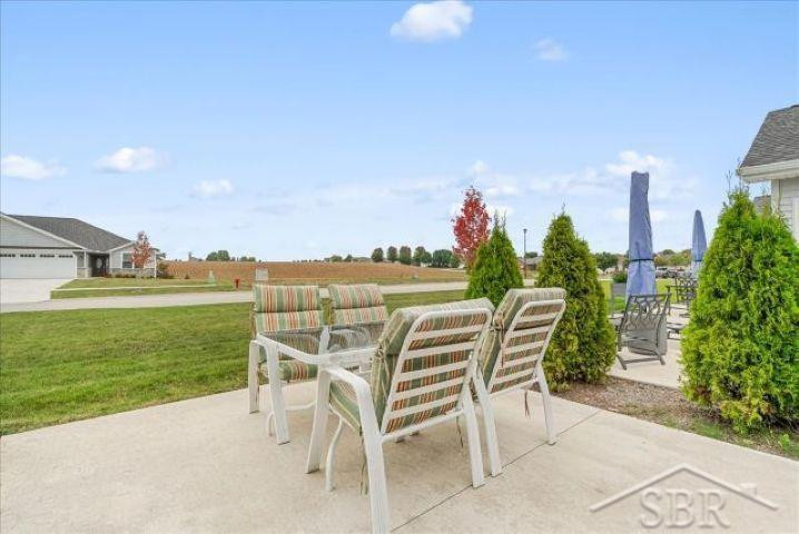 936 Flora Lane, Frankenmuth, MI 48734 — Photo 10