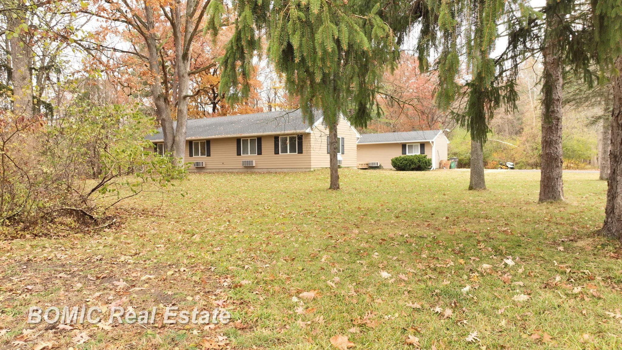 3700 N Saginaw Road, Midland, MI 48640
