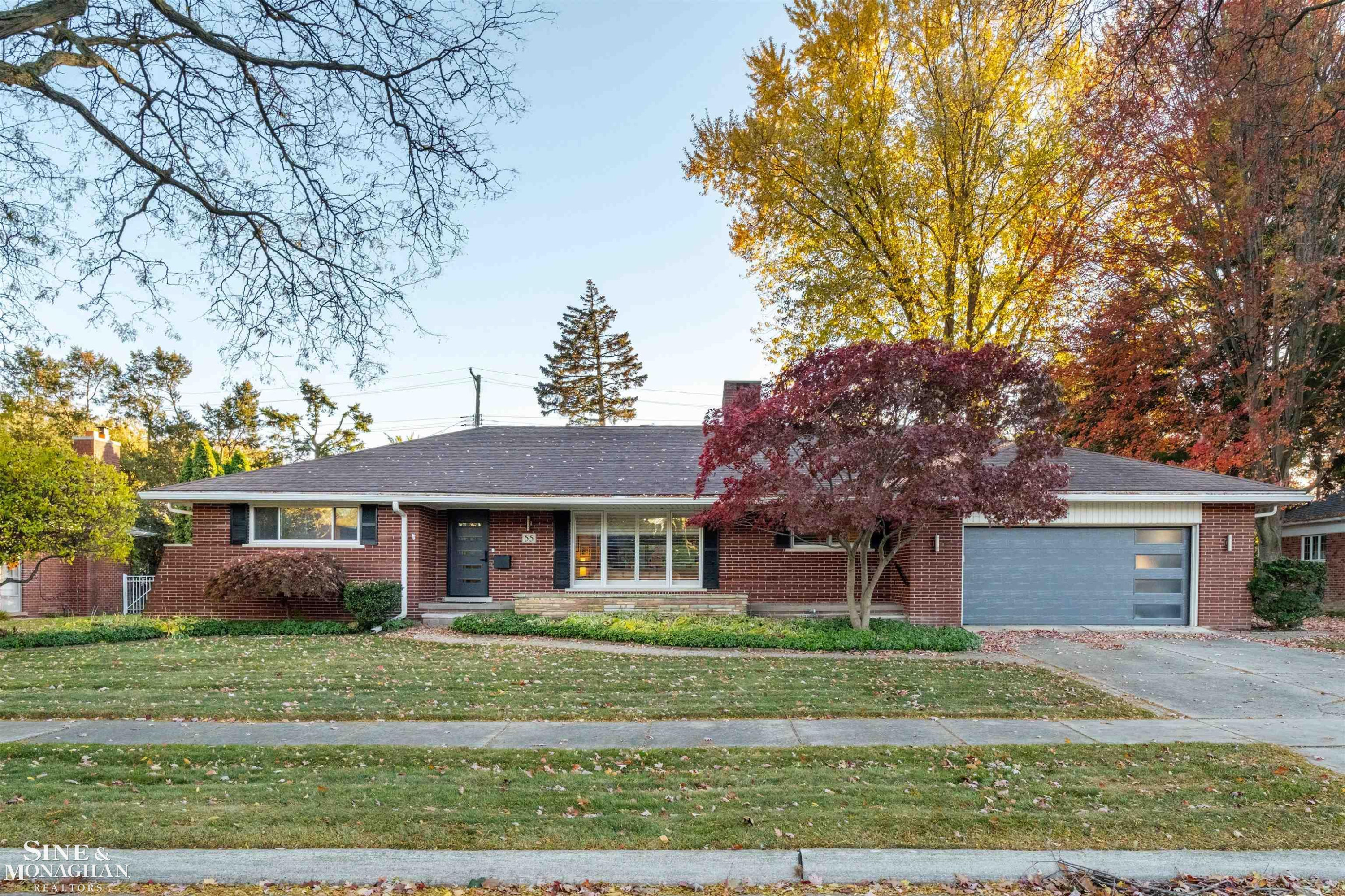 55 S Edgewood Drive, Grosse Pointe Shores, MI 48236 — front exterior