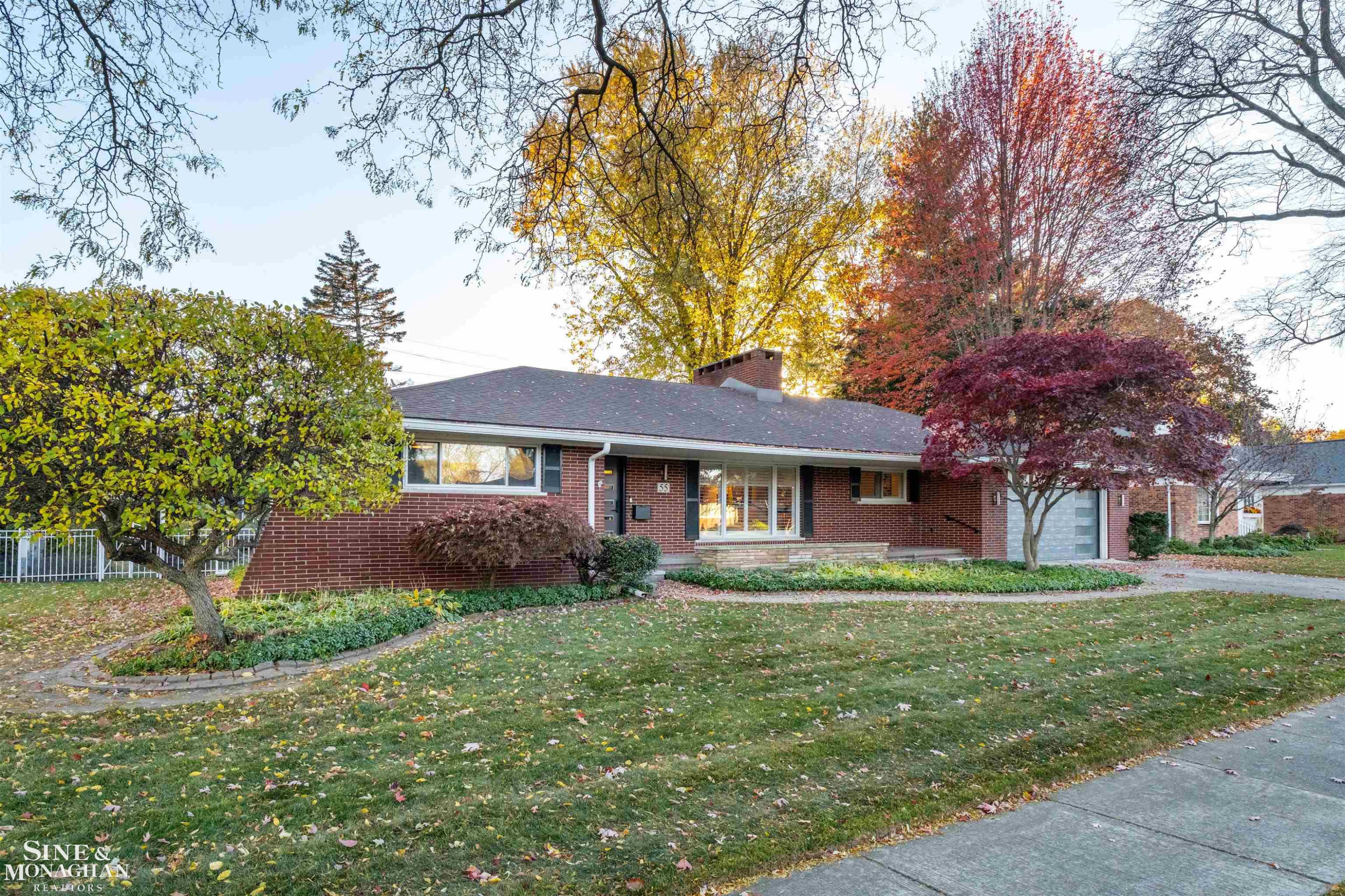 55 S Edgewood Drive, Grosse Pointe Shores, MI 48236 — Photo 3