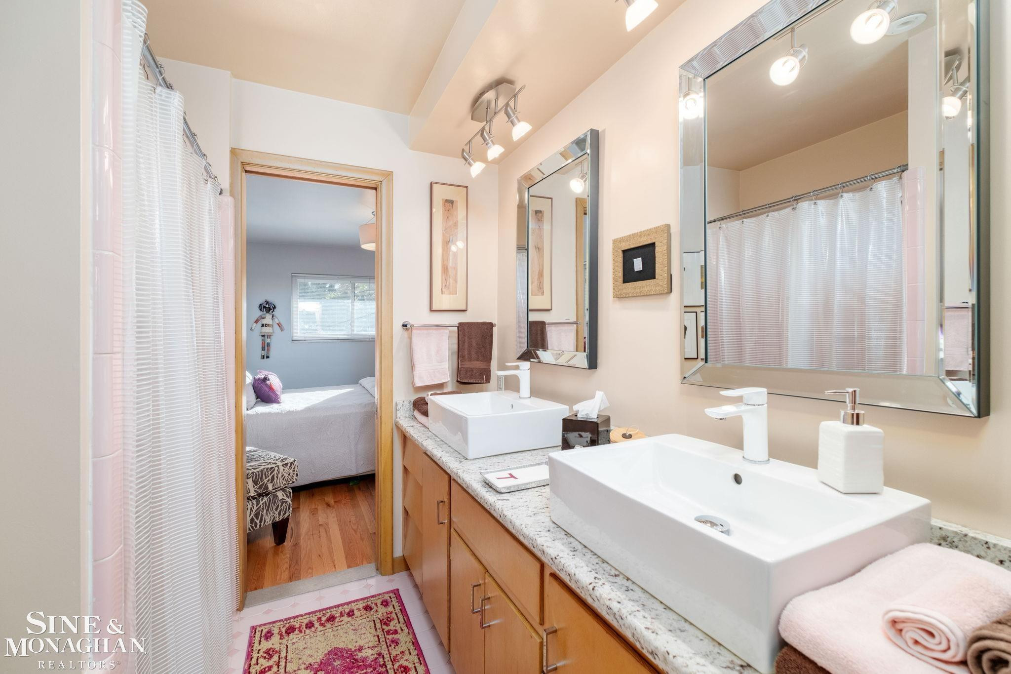 55 S Edgewood Drive, Grosse Pointe Shores, MI 48236 — Photo 22