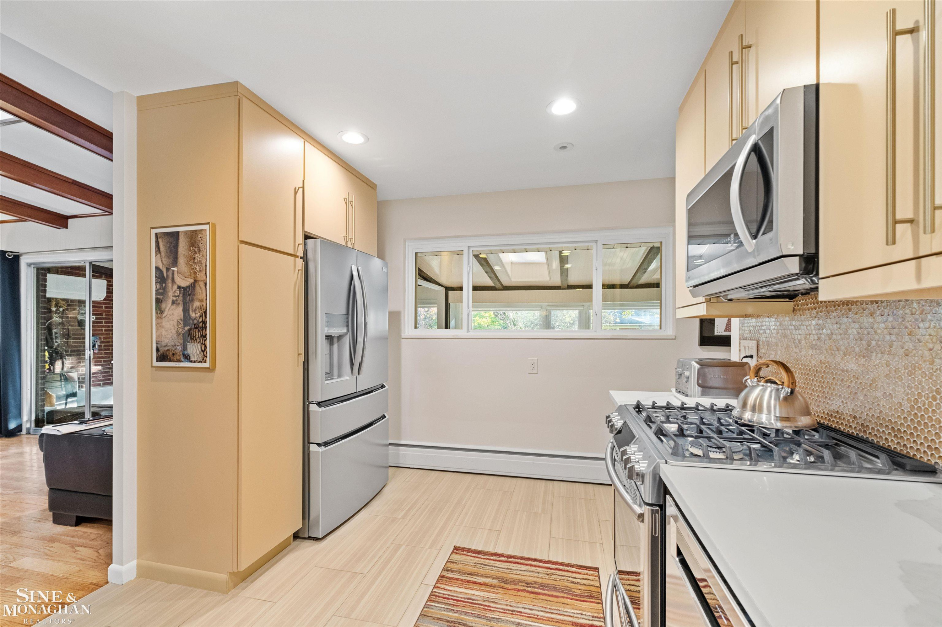 55 S Edgewood Drive, Grosse Pointe Shores, MI 48236 — Photo 28