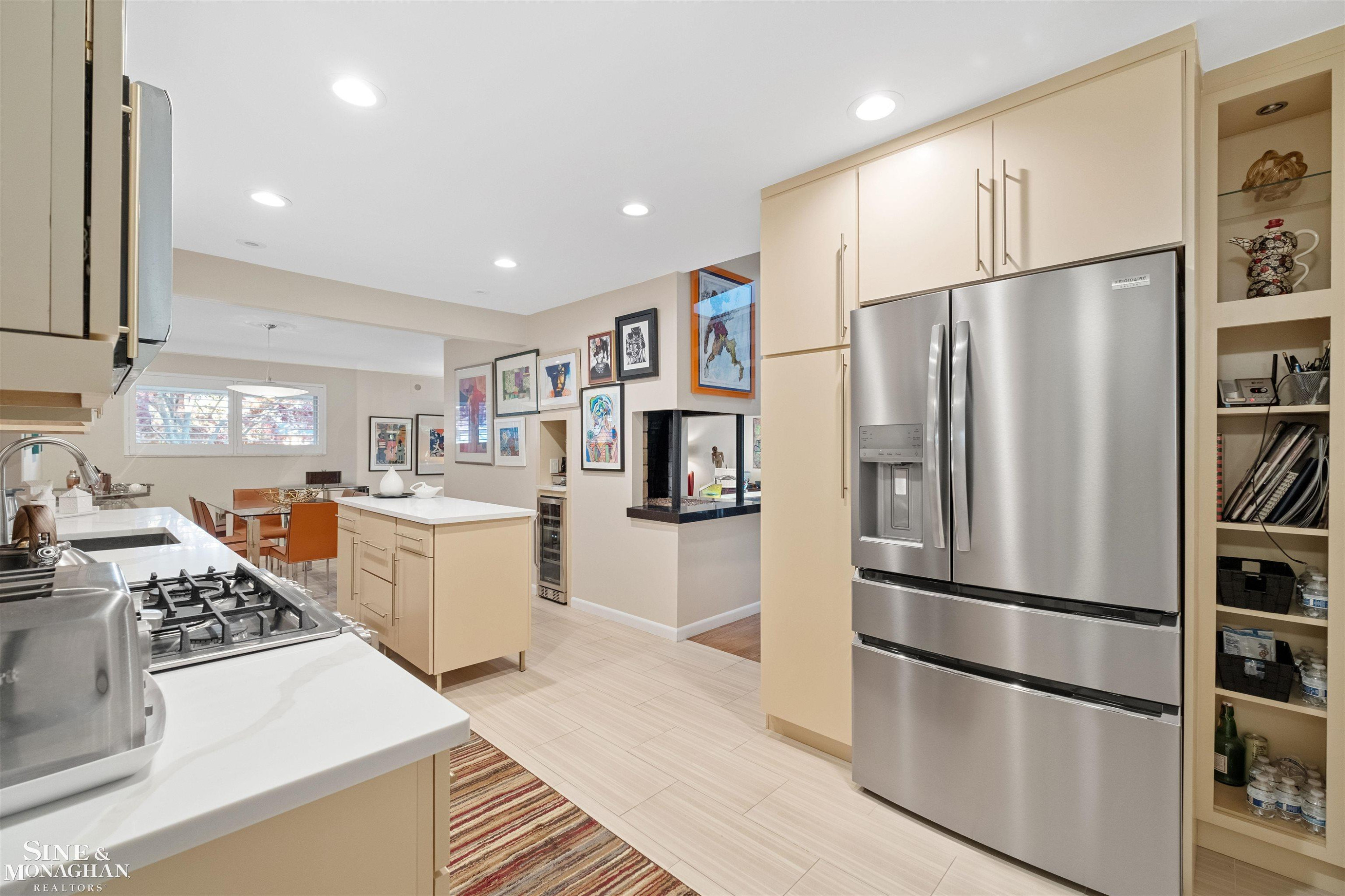 55 S Edgewood Drive, Grosse Pointe Shores, MI 48236 — Photo 29