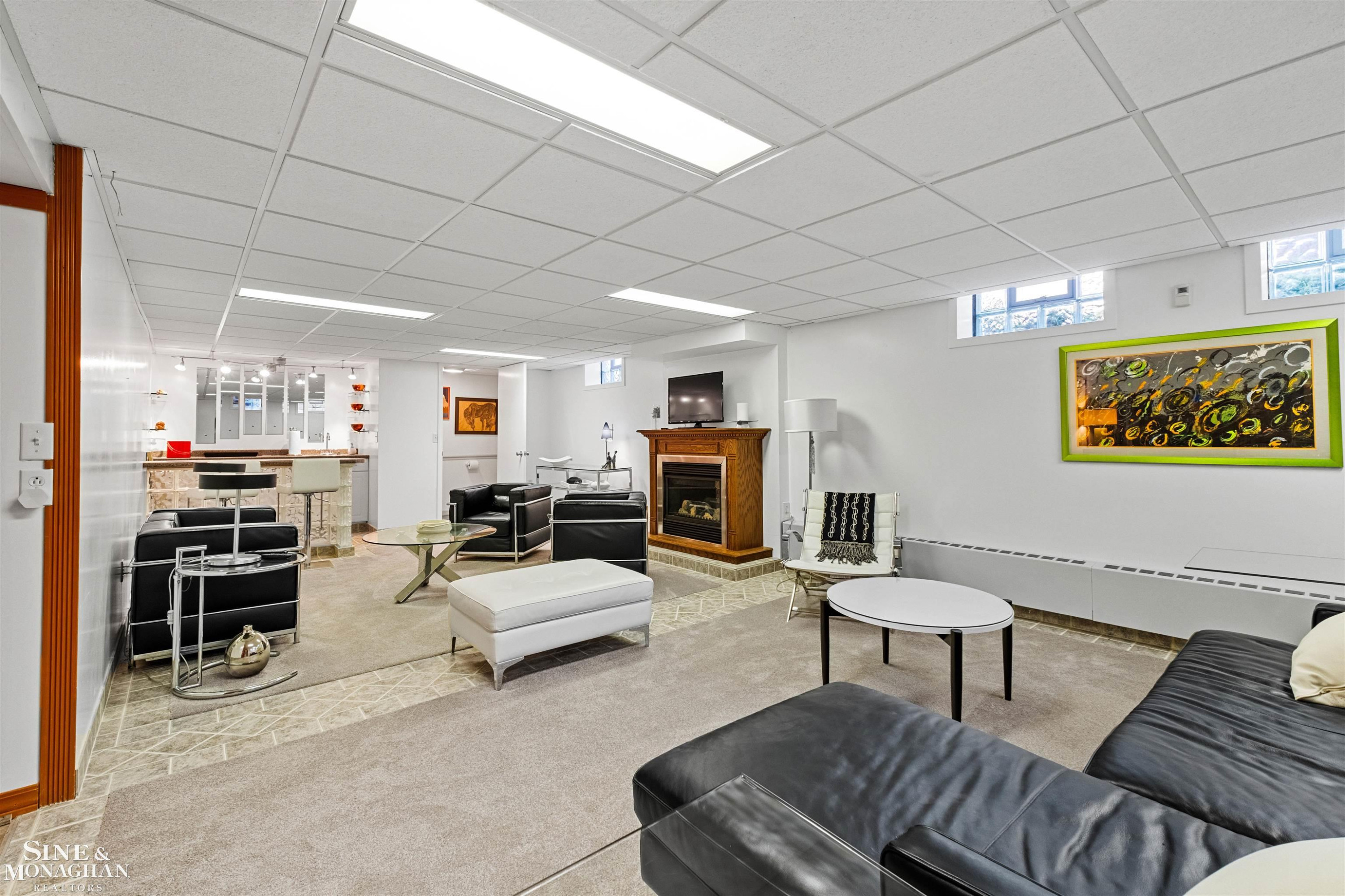 55 S Edgewood Drive, Grosse Pointe Shores, MI 48236 — Photo 54