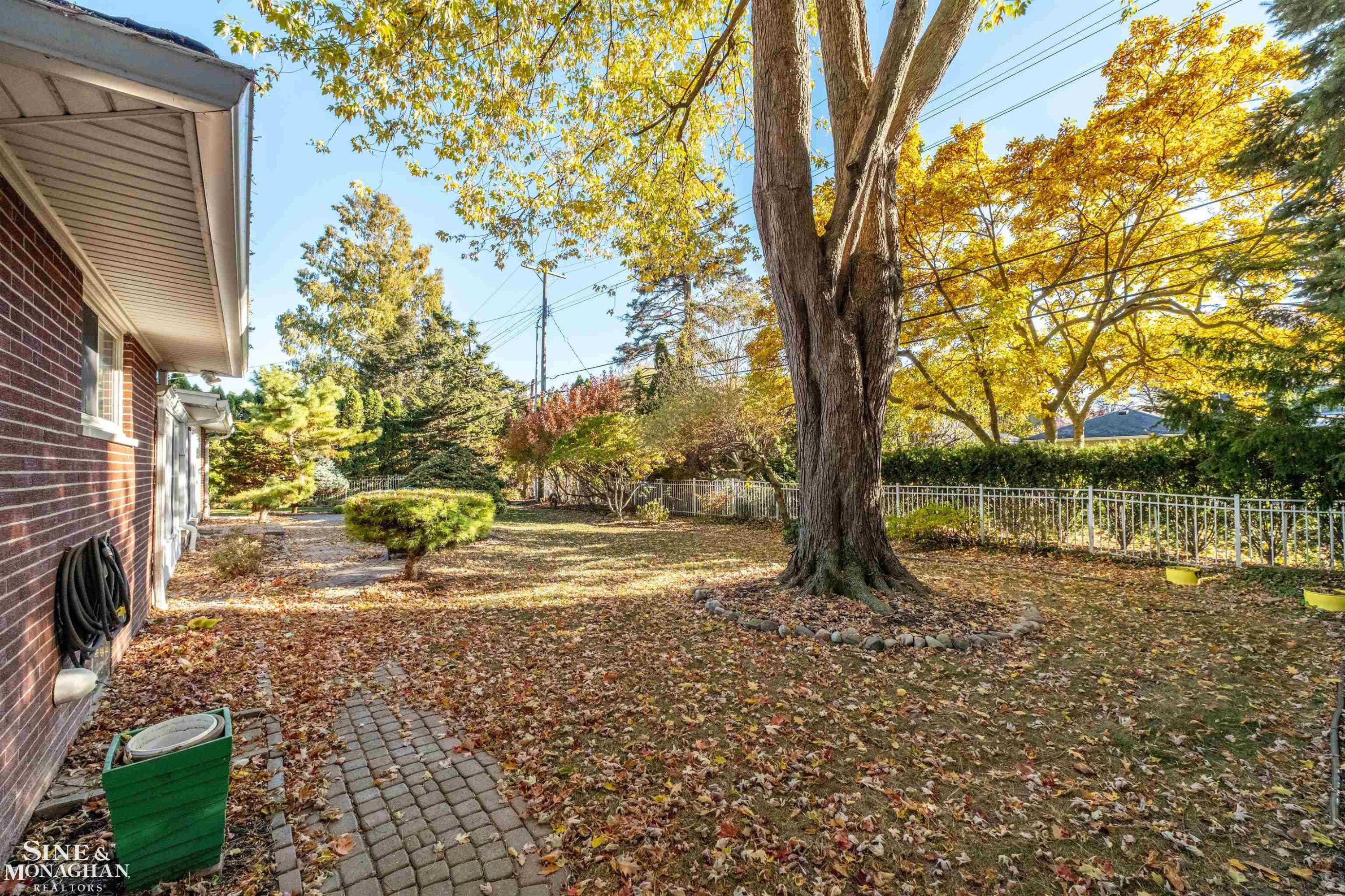 55 S Edgewood Drive, Grosse Pointe Shores, MI 48236 — Photo 63