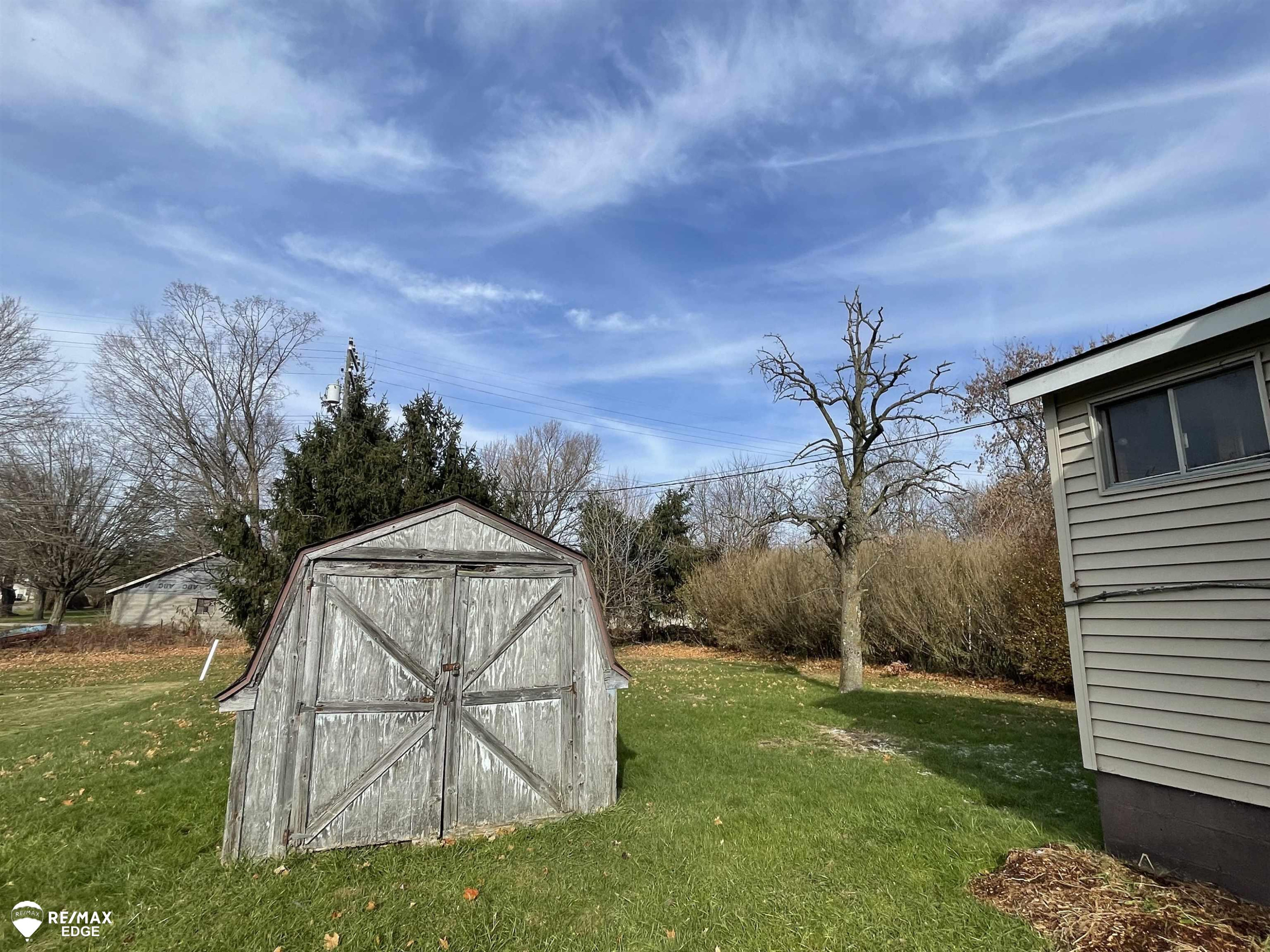 5660 Benson Avenue, Otter Lake, MI 48464 — Photo 10