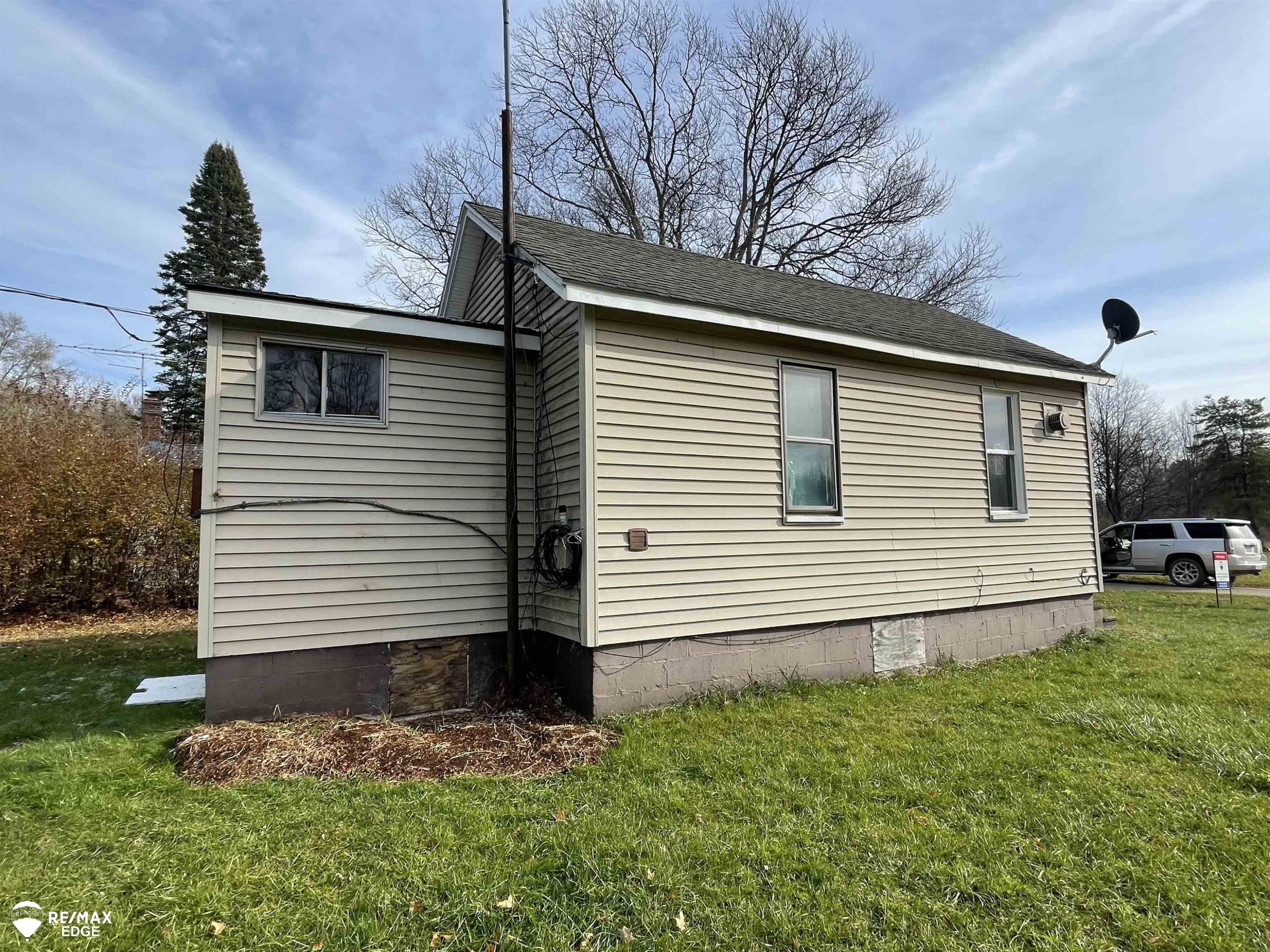 5660 Benson Avenue, Otter Lake, MI 48464 — Photo 11