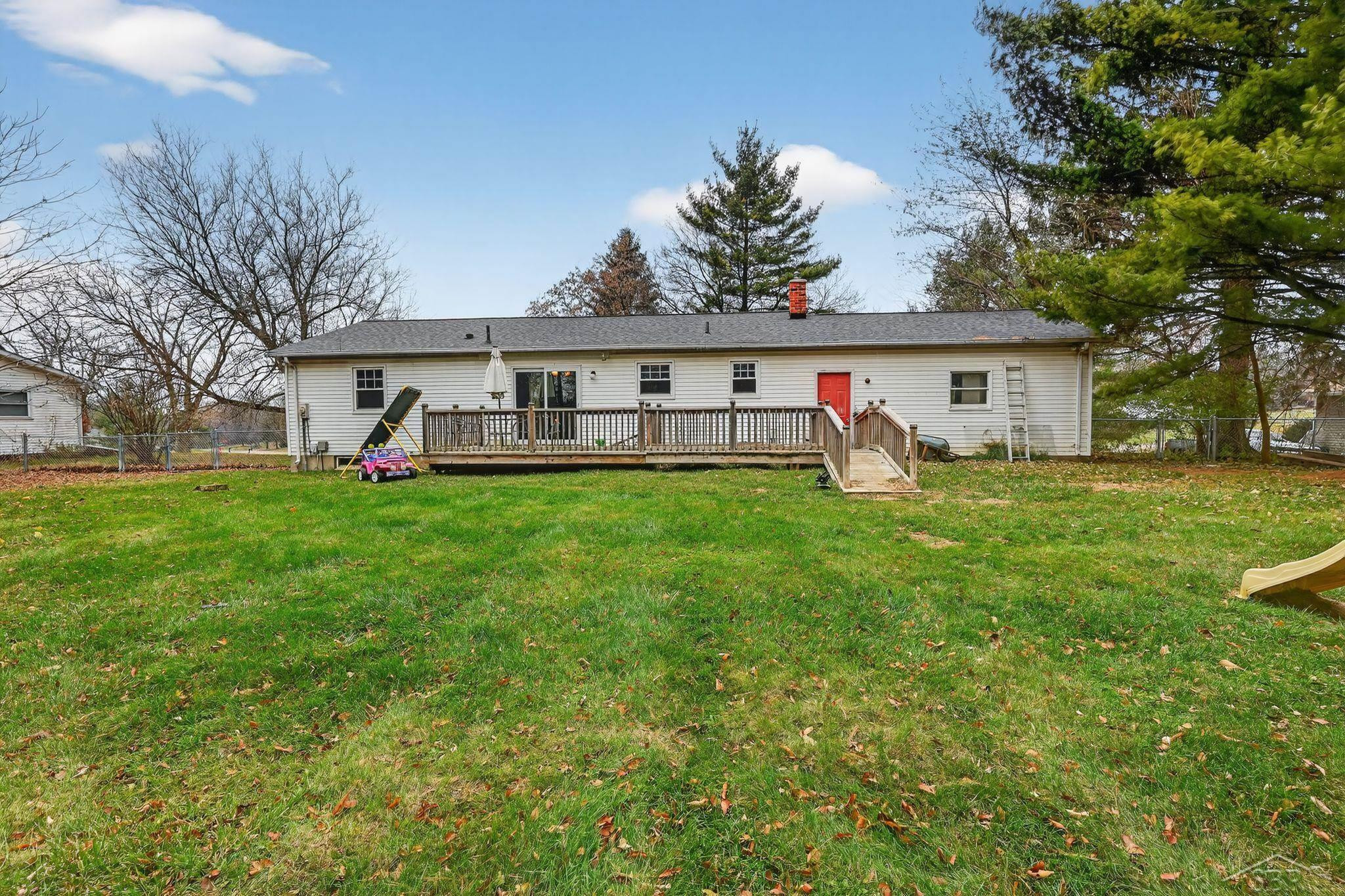 892 Mary Drive, Lapeer, MI 48446 — Photo 2