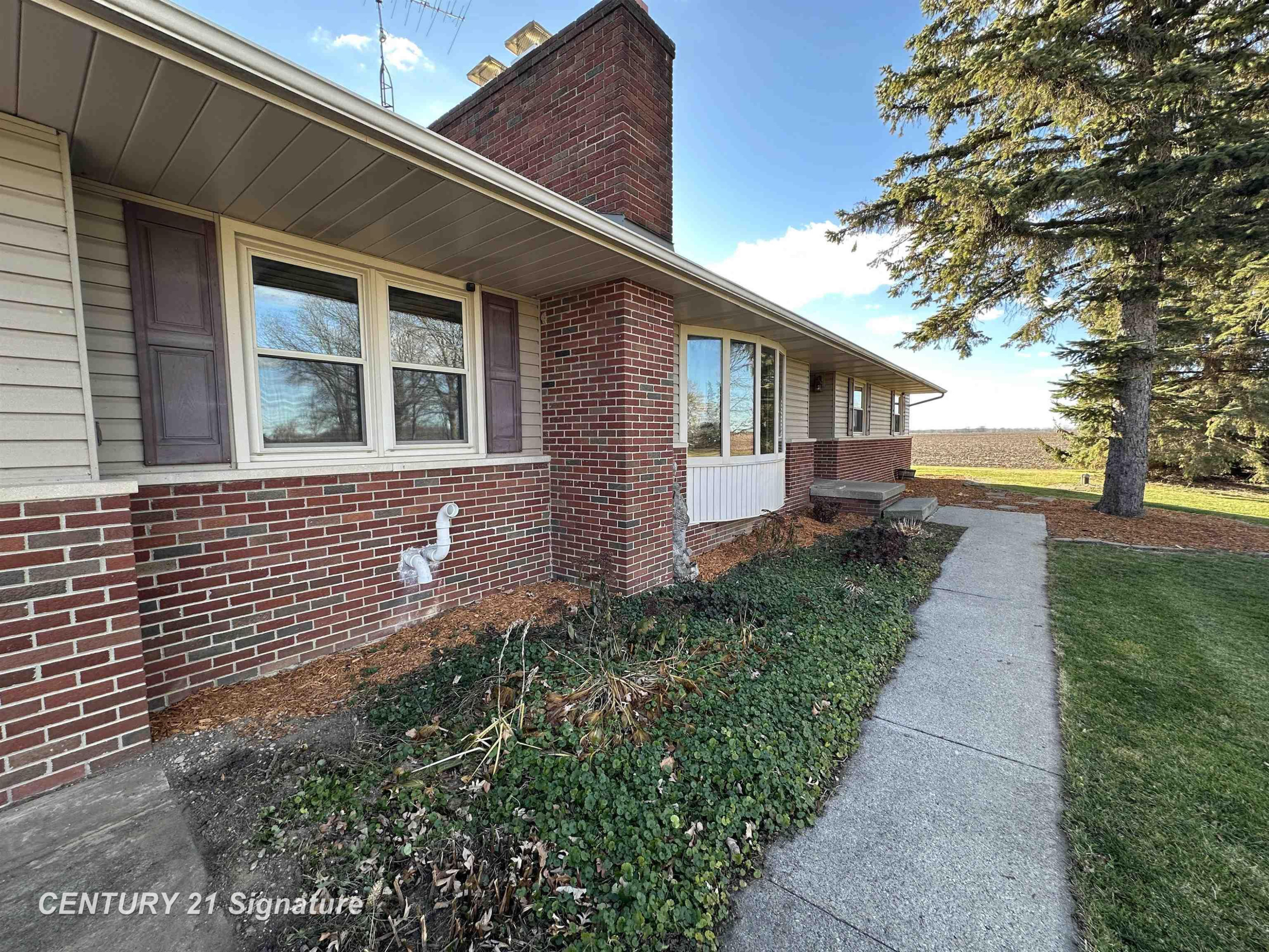 10141 McEnrue Road, Swartz Creek, MI 48473 — Photo 4