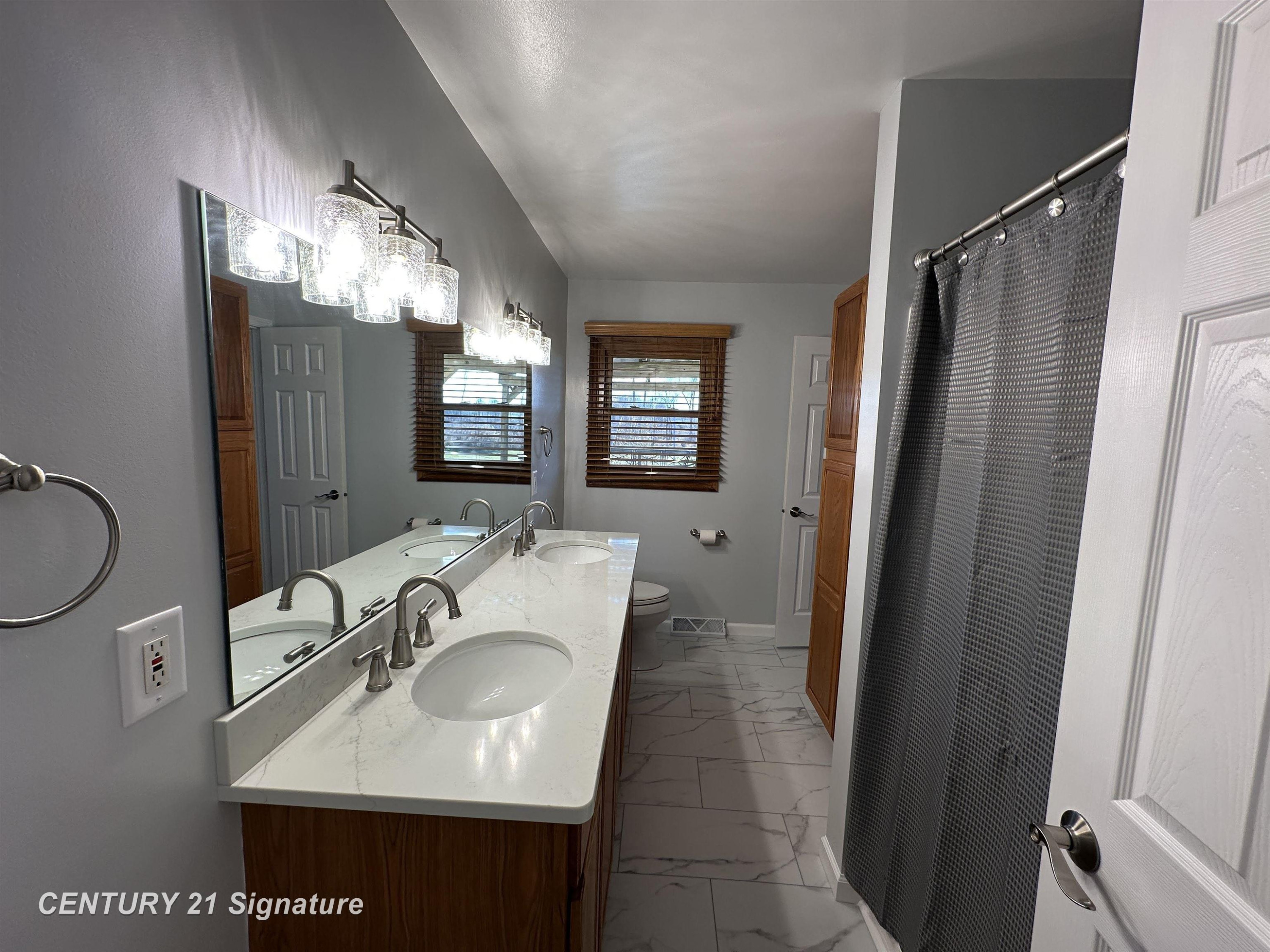 10141 McEnrue Road, Swartz Creek, MI 48473 — Photo 14