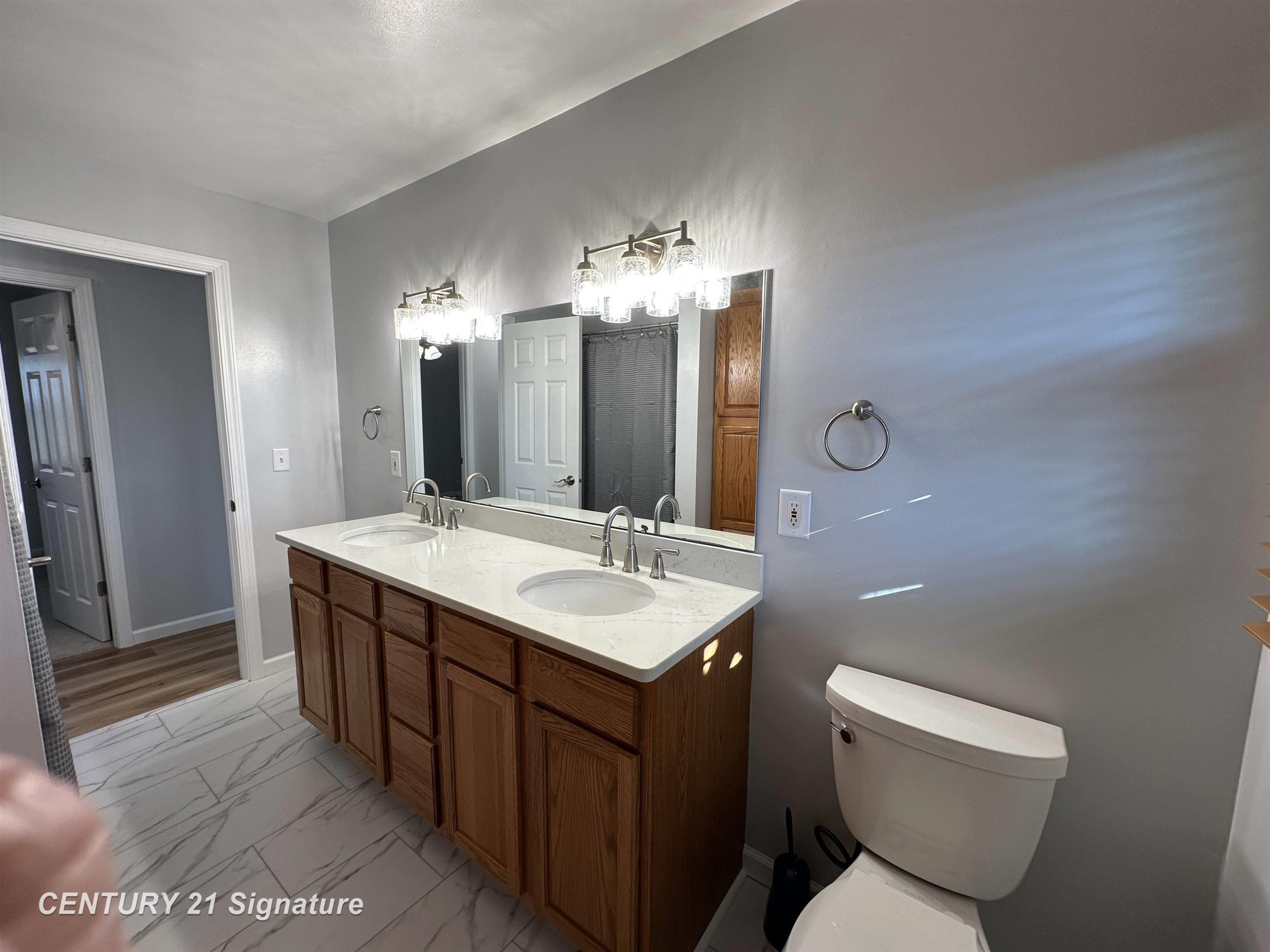 10141 McEnrue Road, Swartz Creek, MI 48473 — Photo 15