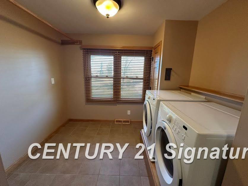 10141 McEnrue Road, Swartz Creek, MI 48473 — Photo 24
