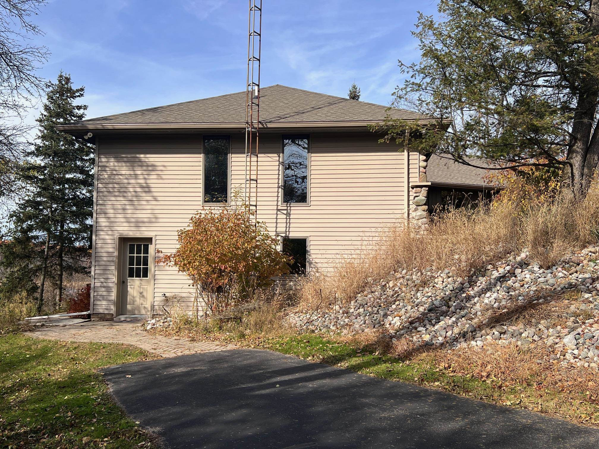 10008 M-52 Highway, Perry, MI 48872 — Photo 43